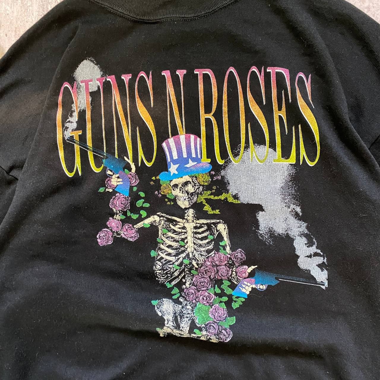 Band Tees VINTAGE GUNS N ROSES AMAZING RARE TOUR LONG SLEEVE 108 Size US L / EU 52-54 / 3 - 2 Thumbnail