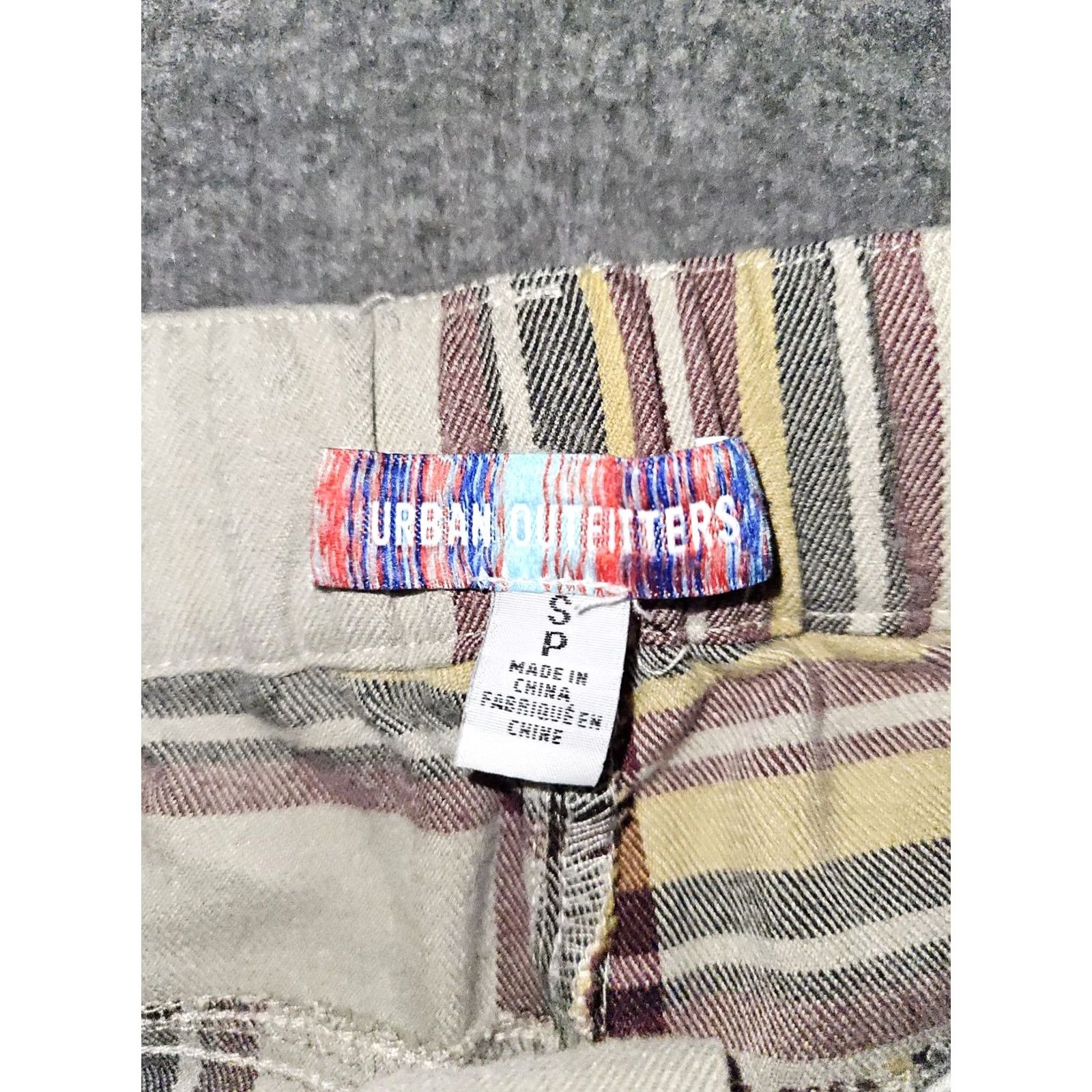 Urban Outfitters VINTAGE Urban Outfitters Cargo Pants Juniors PS Beige Plaid Wide-Leg 90s Grunge Bohemian Baggy Mid Rise Pockets Womens Size 28" / US 6 / IT 42 - 2 Thumbnail