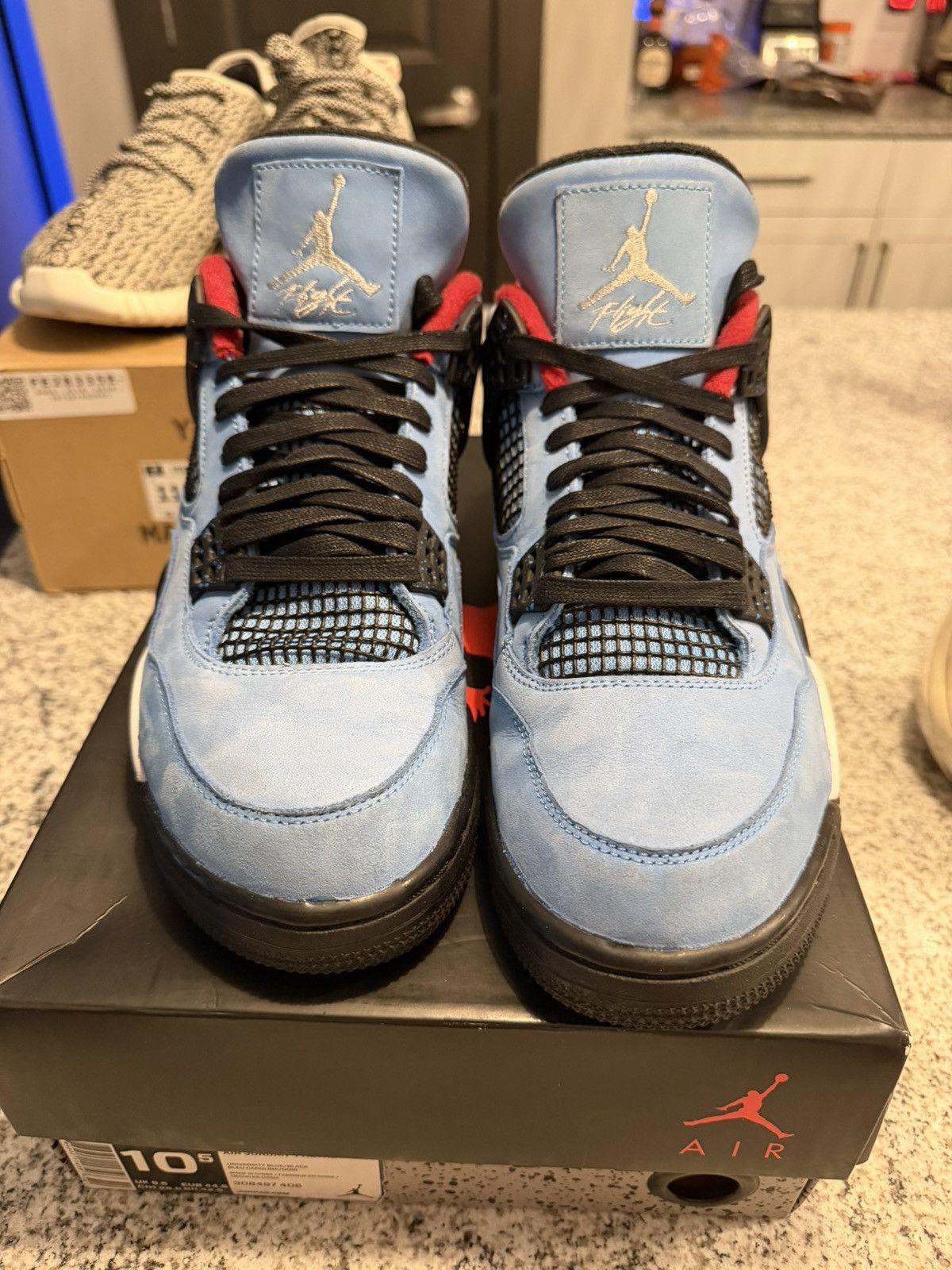 Jordan Brand × Travis Scott Jordan 4 Travis Scott Cactus Jack Size 10.5 Size US 10.5 / EU 43-44 - 2 Thumbnail
