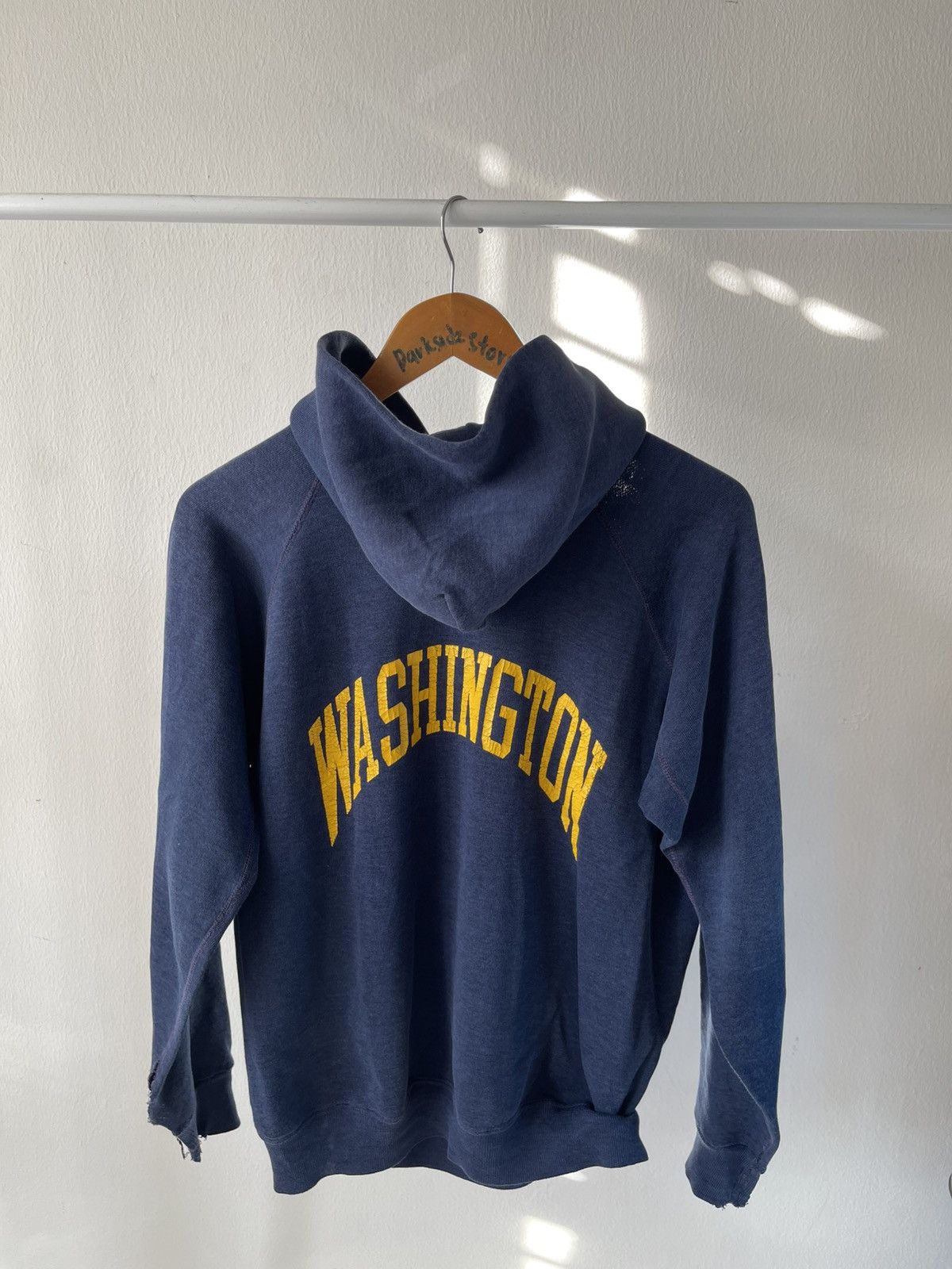 Champion × Vintage Vintage Huskies Washington Distressed Hoodie Size US M / EU 48-50 / 2 - 3 Thumbnail