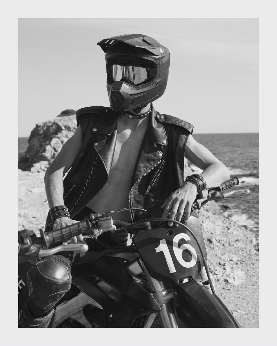 Celine CELINE BY HEDI SLIMANE 22SS RUNWAY BIKER LEATHER VEST Size US S / EU 44-46 / 1 - 8 Thumbnail