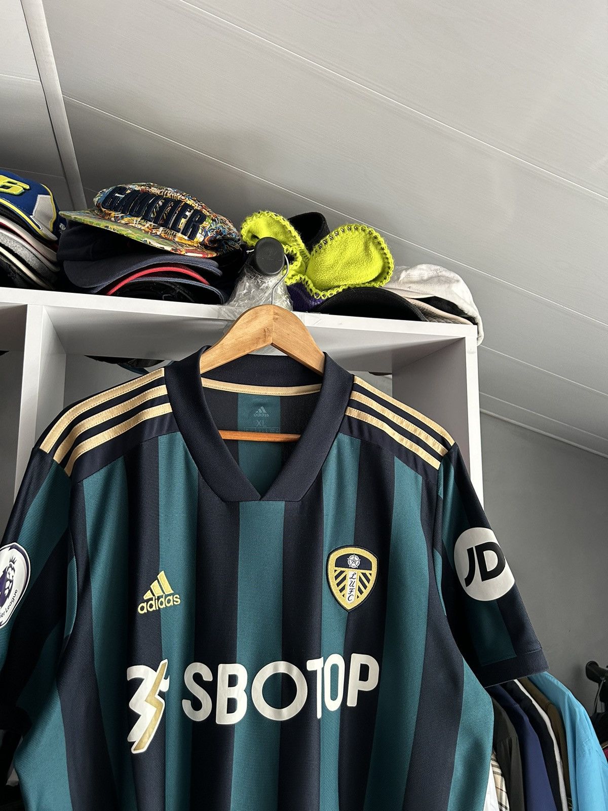 Adidas Leeds United 2021/22 away Adidas jersey Size US XL / EU 56 / 4 - 2 Thumbnail
