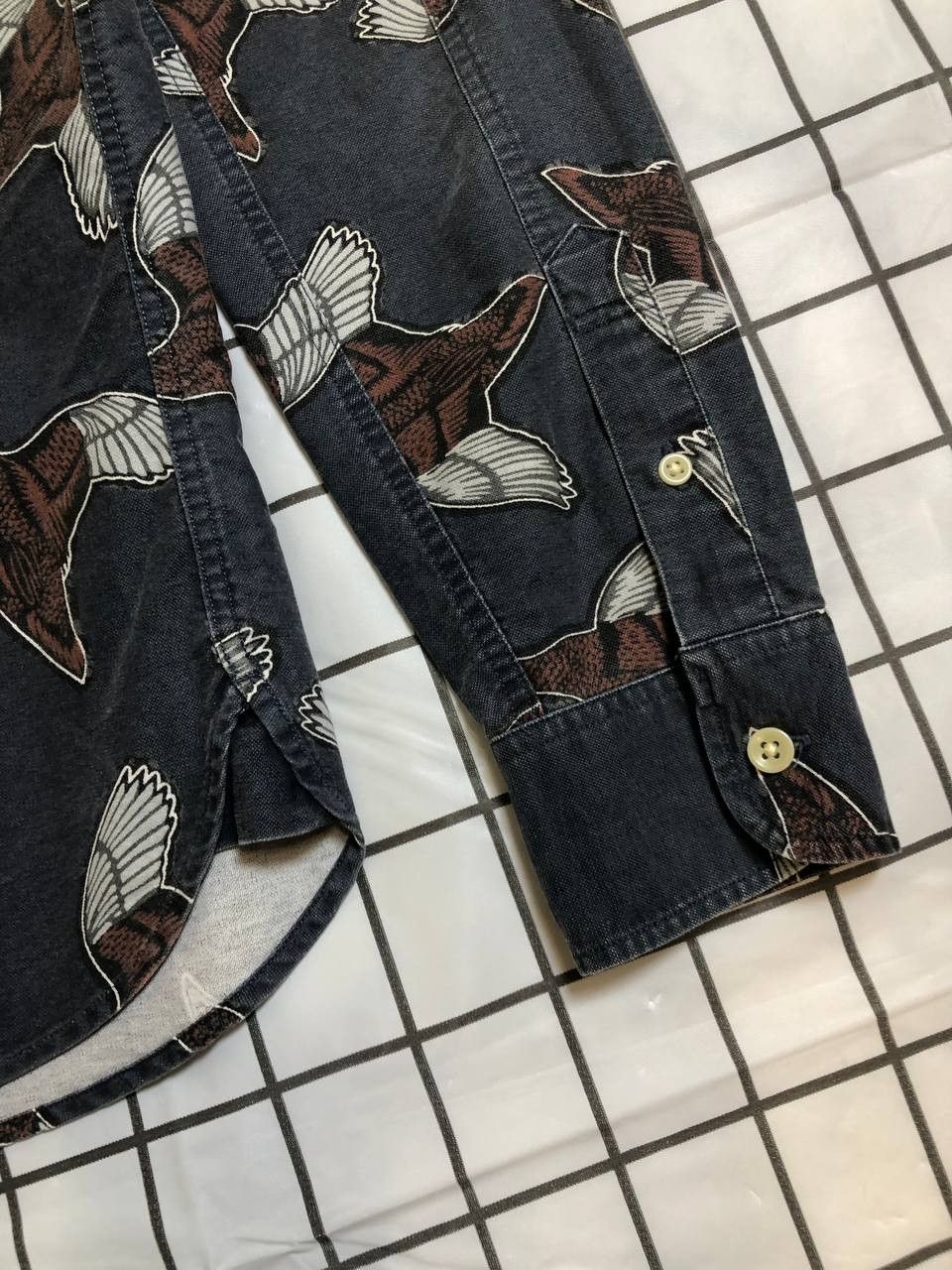 Allsaints Vintage Allsaints Bird Print Slim Fit Button Up Shirt XS Size US XS / EU 42 / 0 - 12 Thumbnail