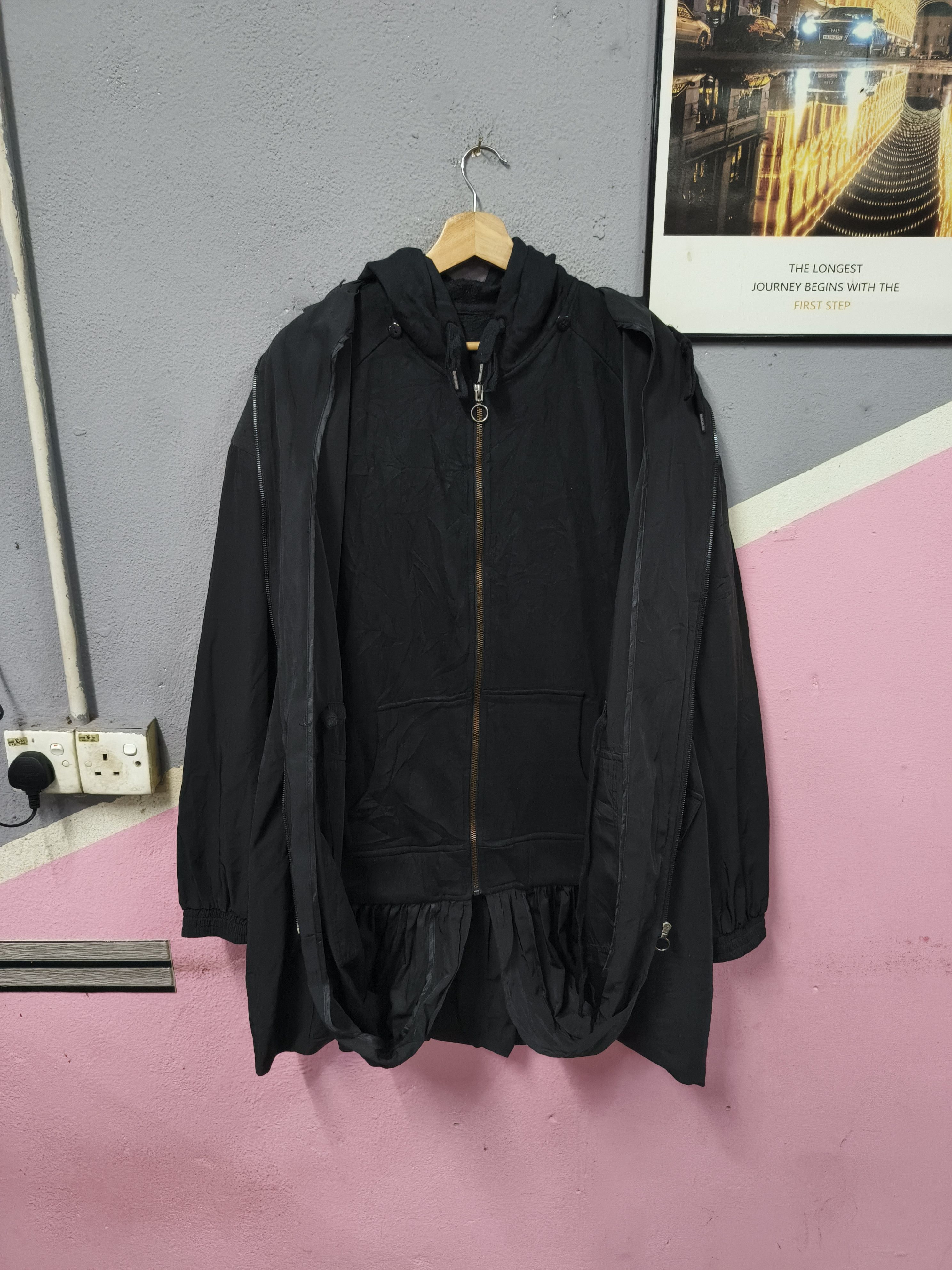 Zara ZARA MAN BLACK PARKA JACKET HOODED Size US L / EU 52-54 / 3 - 1 Thumbnail