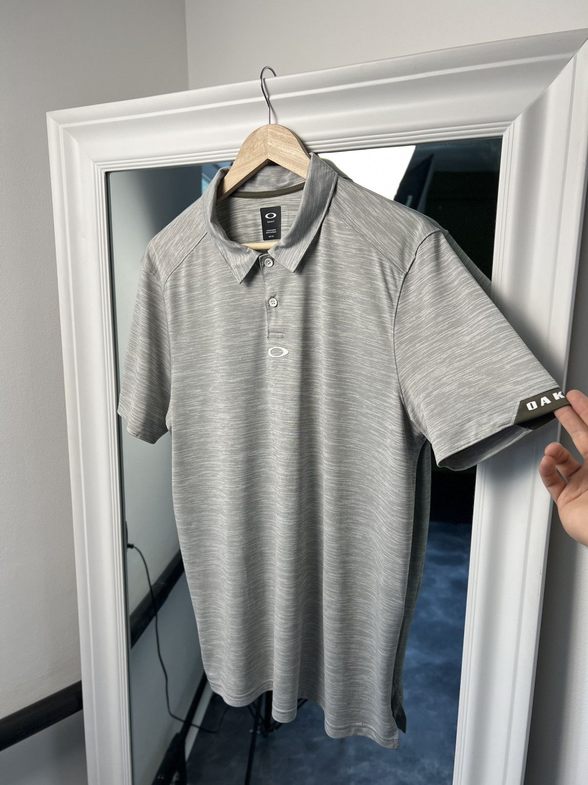Oakley Oakley Aero Hydrolix Polo Shirt Gray L Indonesia Size US L / EU 52-54 / 3 - 11 Thumbnail