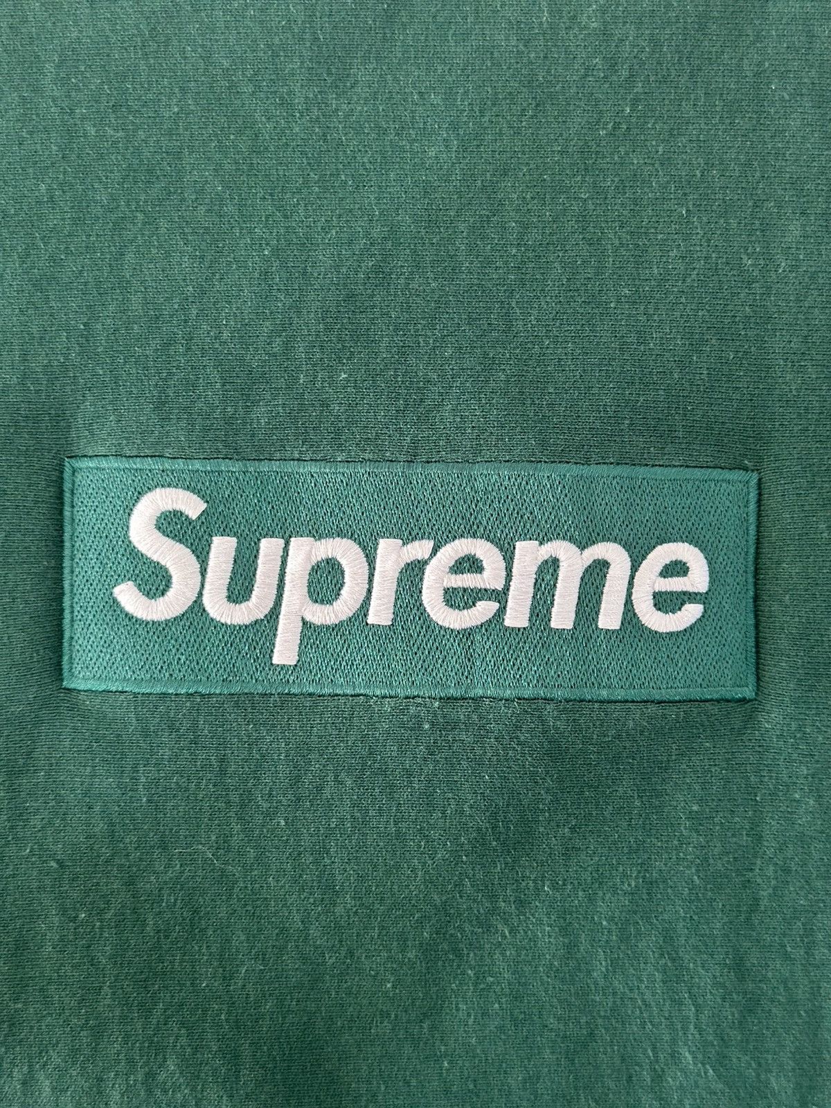 Supreme Supreme Box Logo Crewneck Dark Green (FW18) Size US L / EU 52-54 / 3 - 2 Thumbnail
