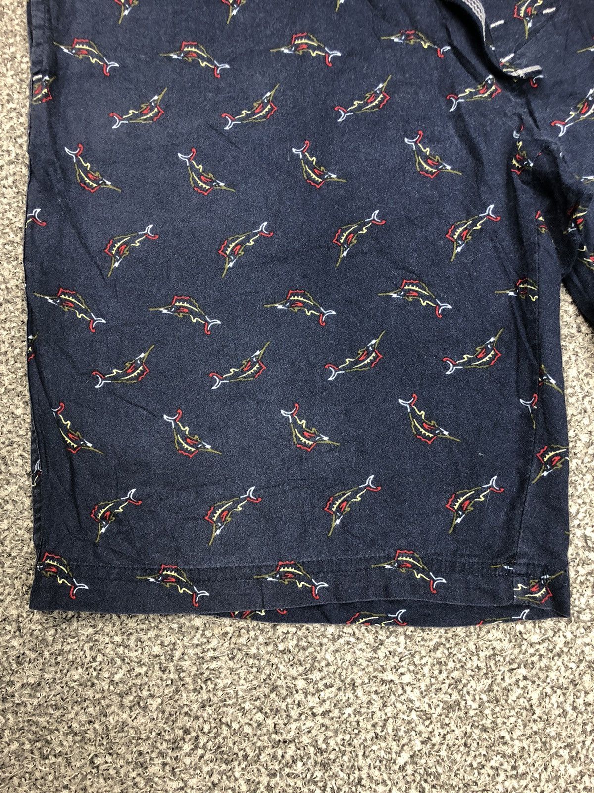 Tommy Bahama × Vintage Tommy Bahama Fullprinted Shortpants Size US 37 - 5 Thumbnail
