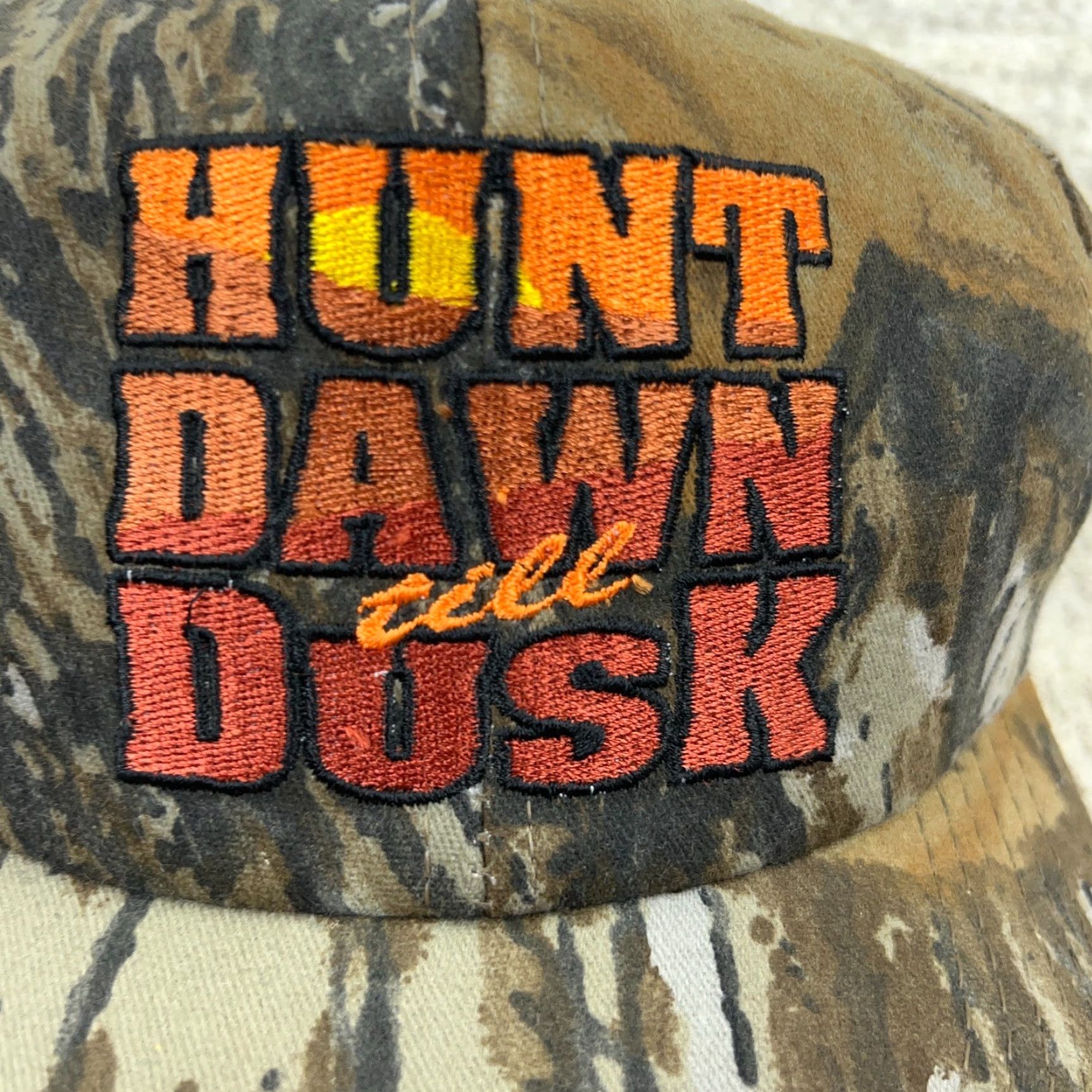Dusk VINTAGE Realtree Camo Hat Cap SnapBack Made In USA Hunter 90s Y2K Dawn Til Dusk Size ONE SIZE - 2 Thumbnail