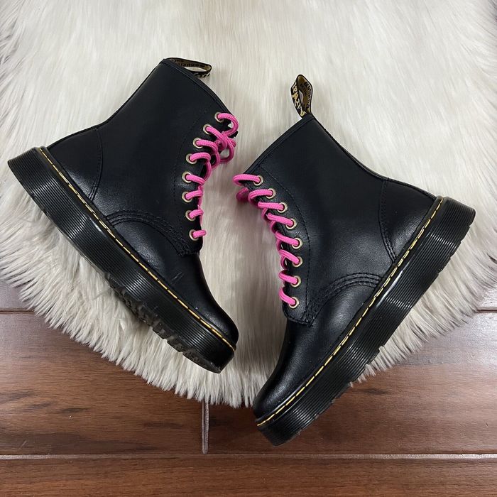 dr martens pink laces