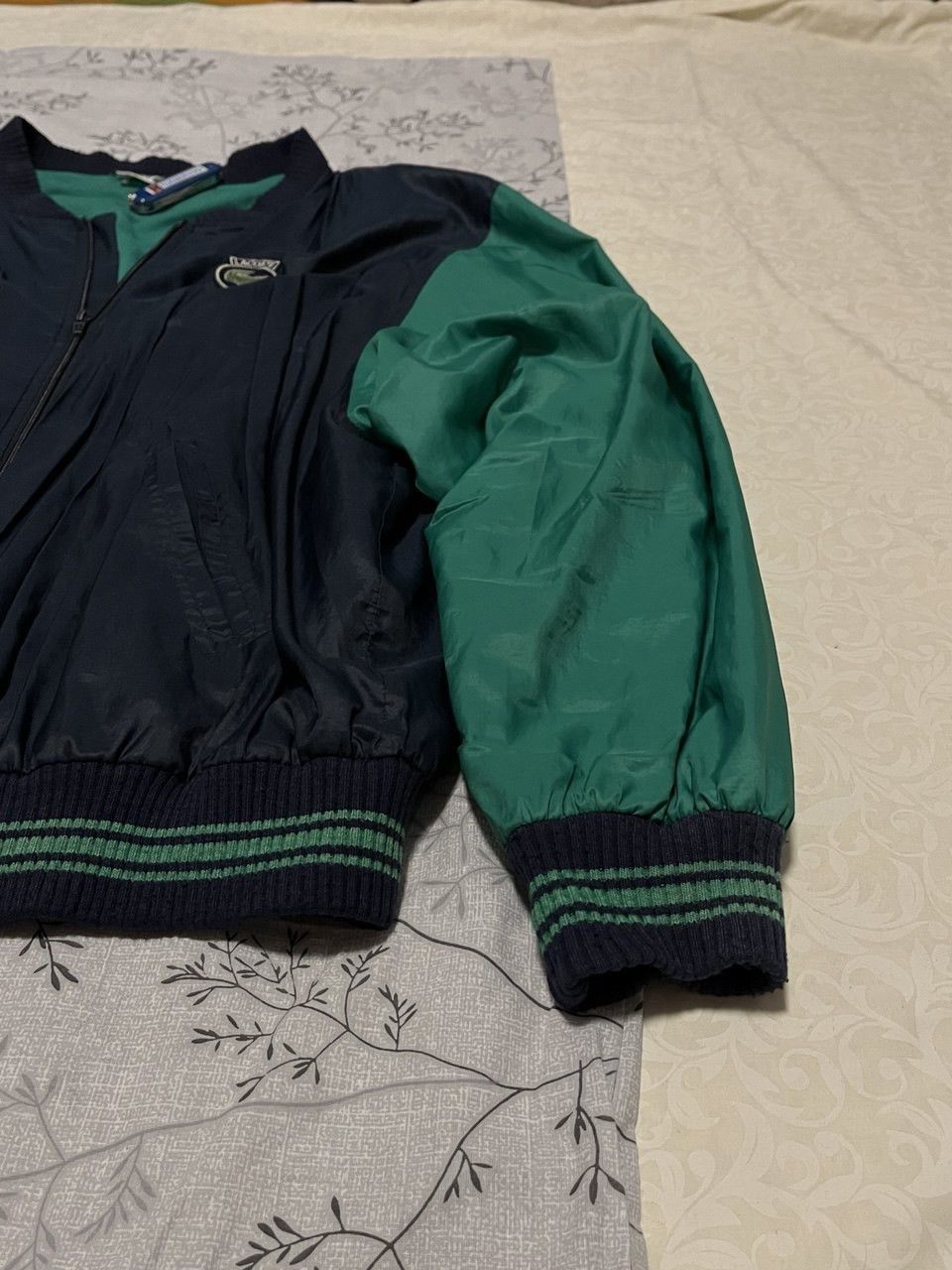 Lacoste Vintage Lacoste Club Light Bomber Jacket Style 90s Size US XL / EU 56 / 4 - 3 Thumbnail