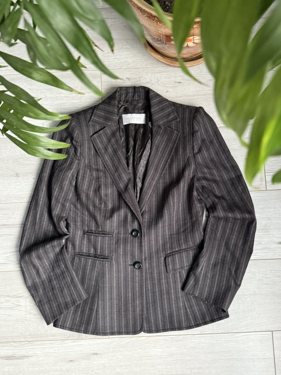 Valentino × Vintage Valentino Roma blazer jacket Size M / US 6-8 / IT 42-44 - 1 Thumbnail