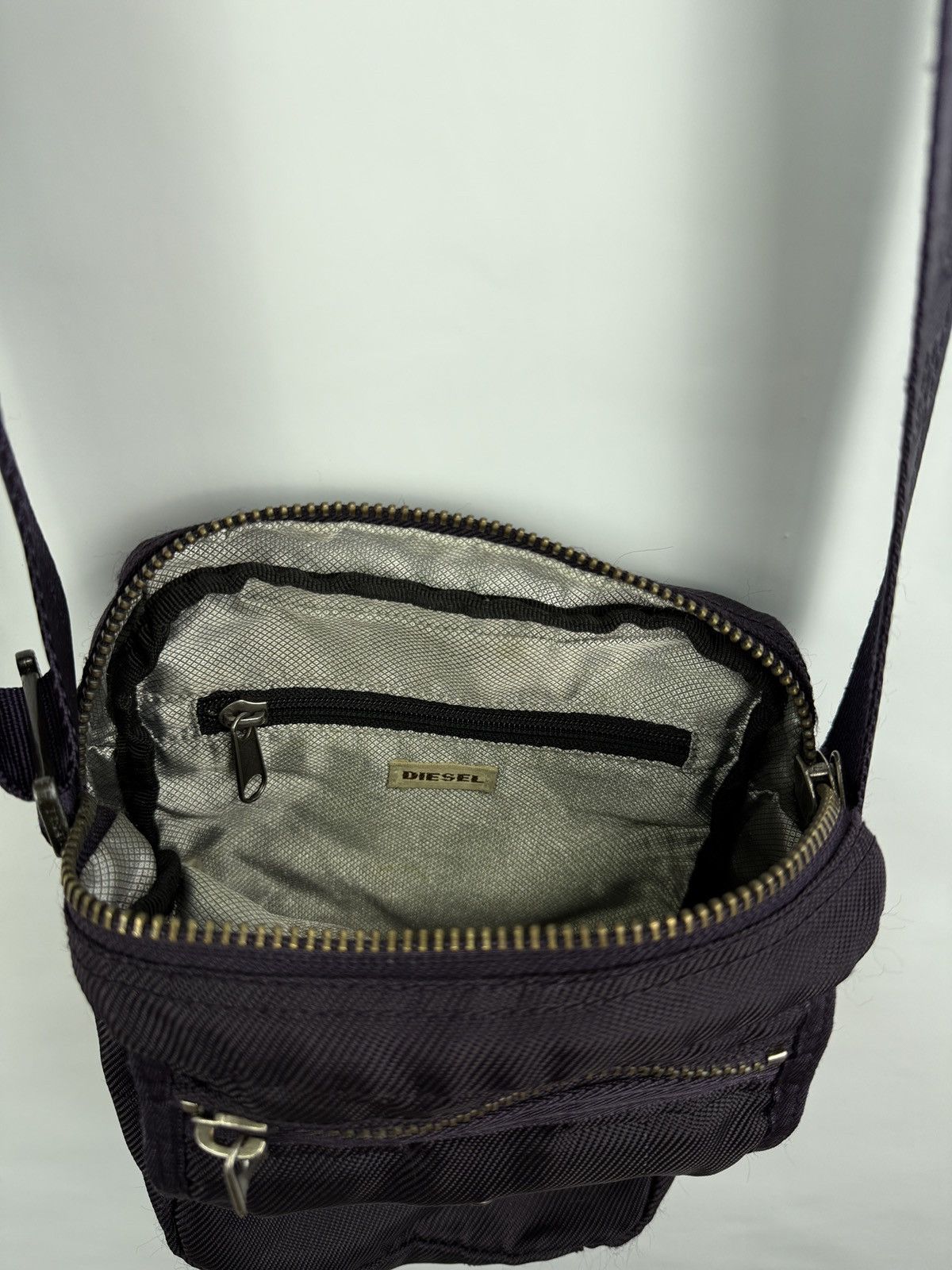 Diesel 🇺🇸 Vintage Y2K Diesel Archive Purple Bag Rare Retro Hype Size ONE SIZE - 9 Thumbnail