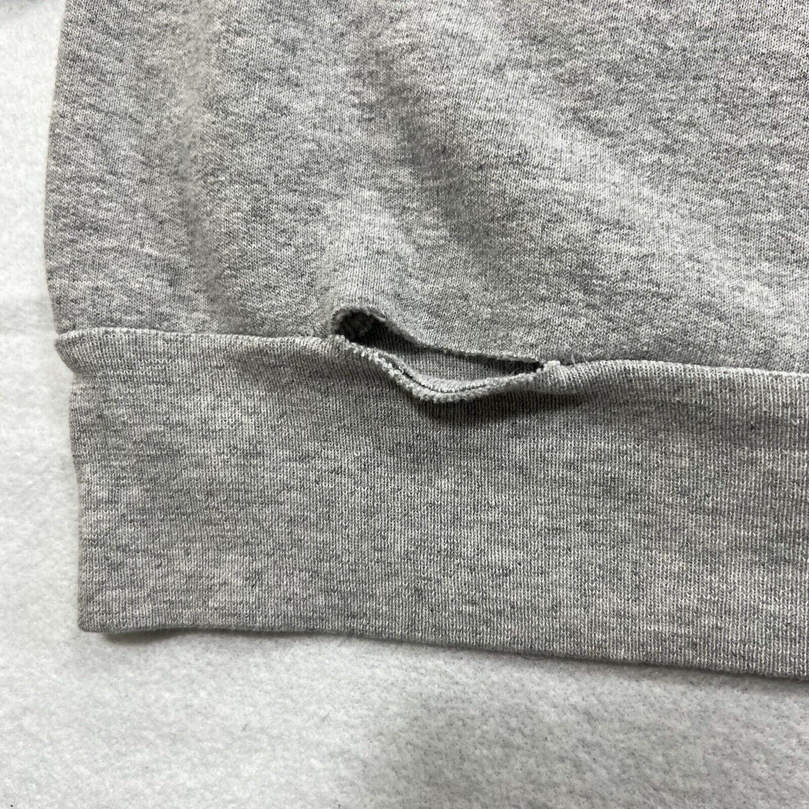 Disney Disney World Fleece Pullover Hoodie Epcot World Showcase Size L / US 10 / IT 46 - 11 Thumbnail