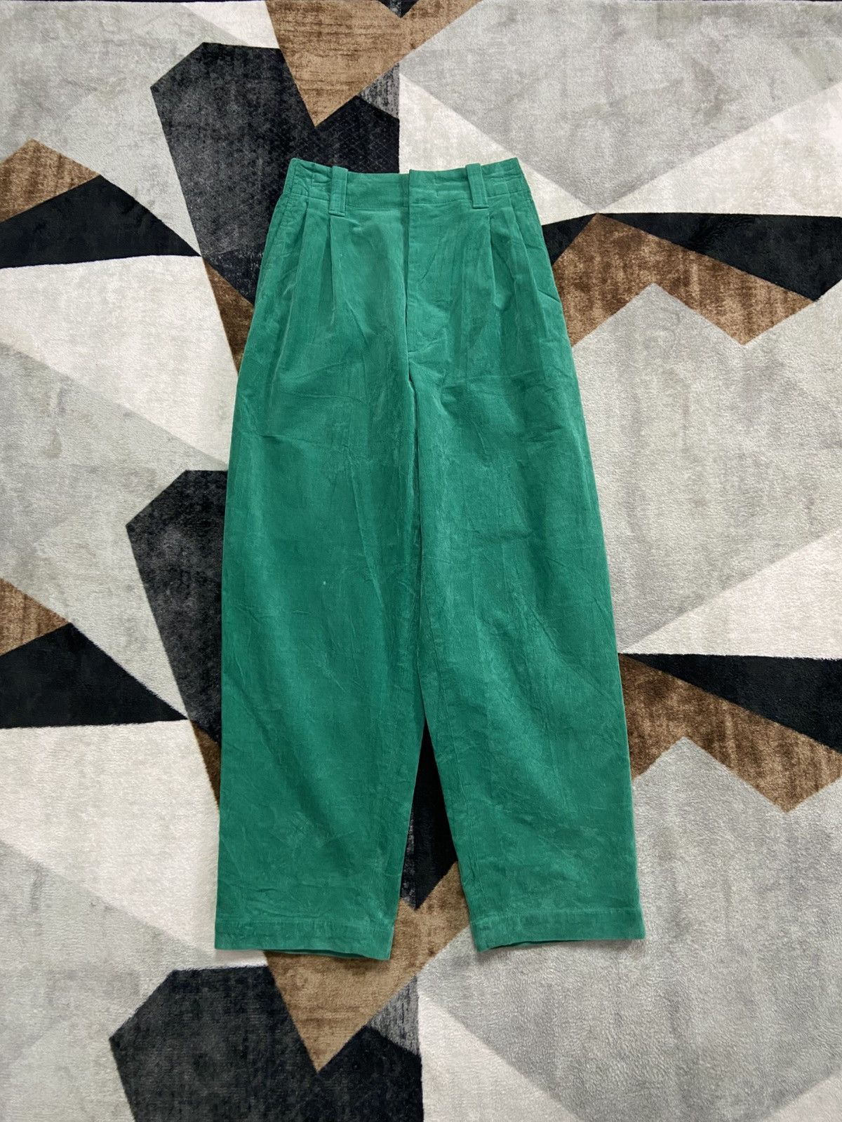 Marni × Uniqlo Marni x Uniqlo Green Corduroy High Waist Pleated Trousers Size 28" / US 6 / IT 42 - 1 Thumbnail