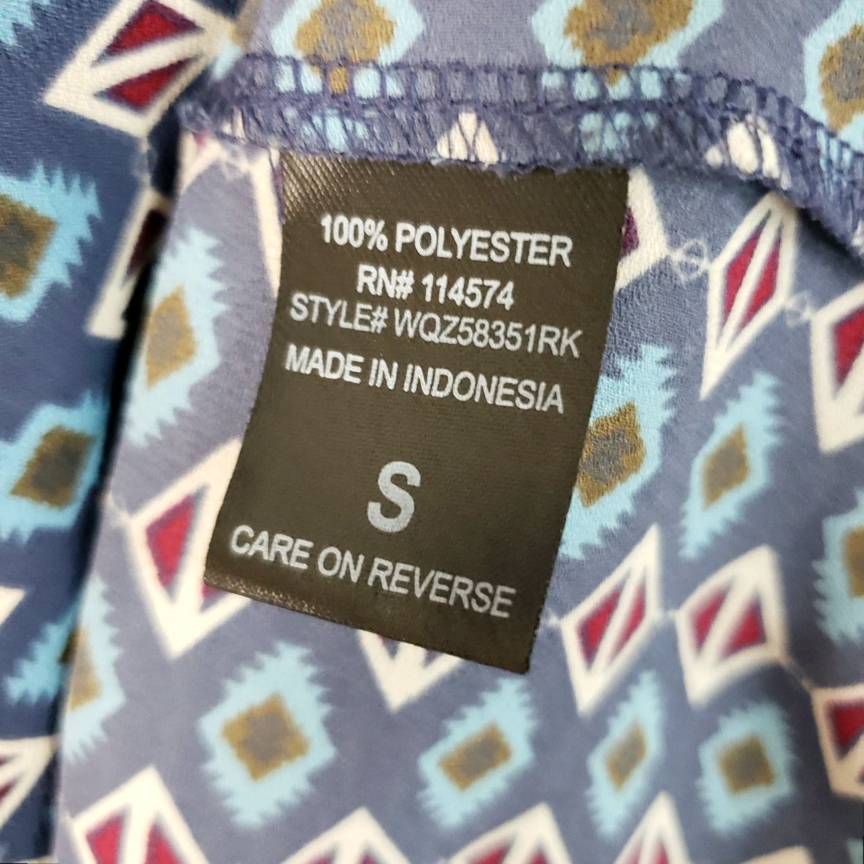 Vintage Pleione Blouse S Blue Geometric Sleeveless Womens Small Sleeveless Blue Geometric Blouse Womens S Pleione Blue Geometric Sleeveless Blouse Size S / US 4 / IT 40 - 5 Thumbnail