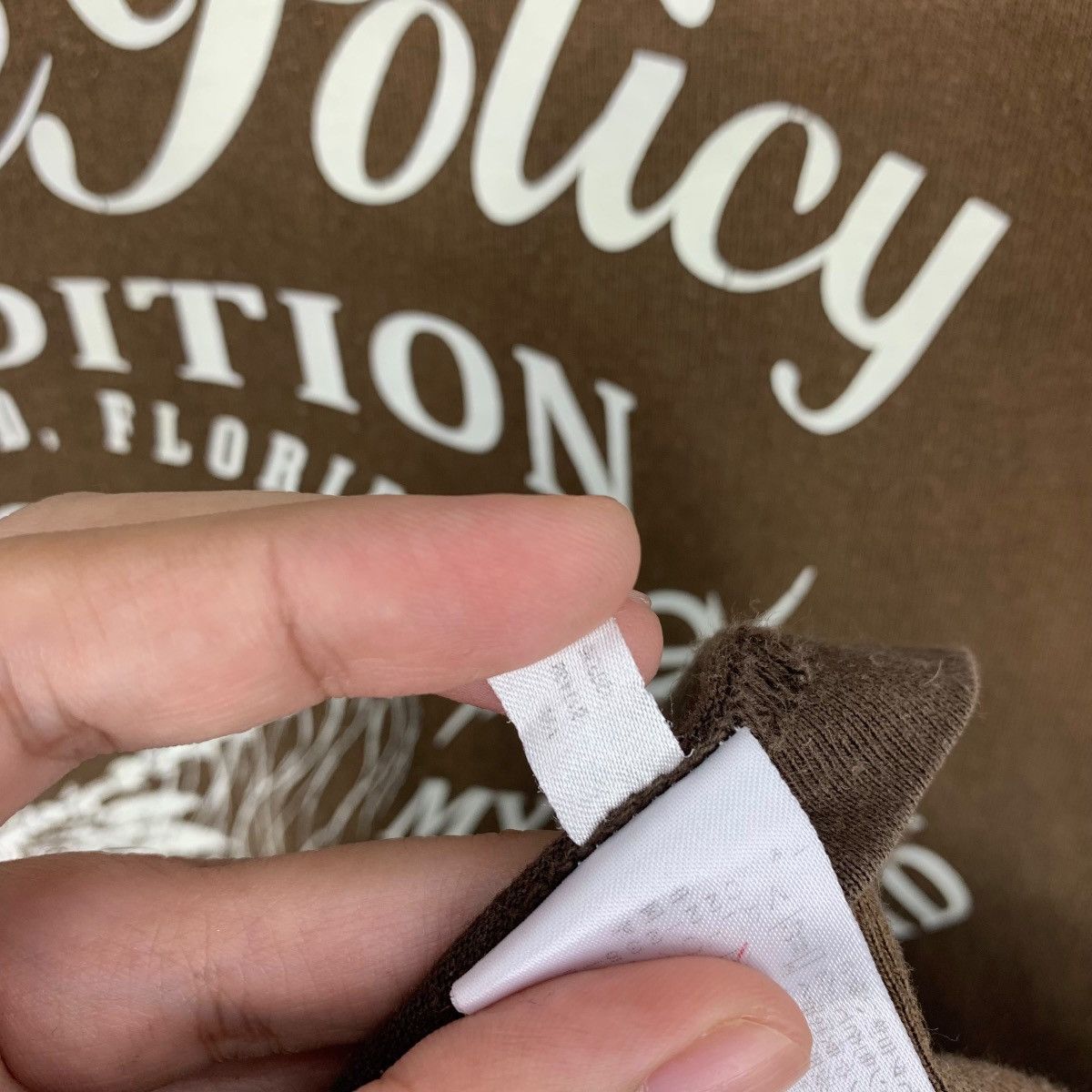 Japanese Brand ACOUSTIC japapenese brand decide policy spellout tee Size US L / EU 52-54 / 3 - 14 Thumbnail