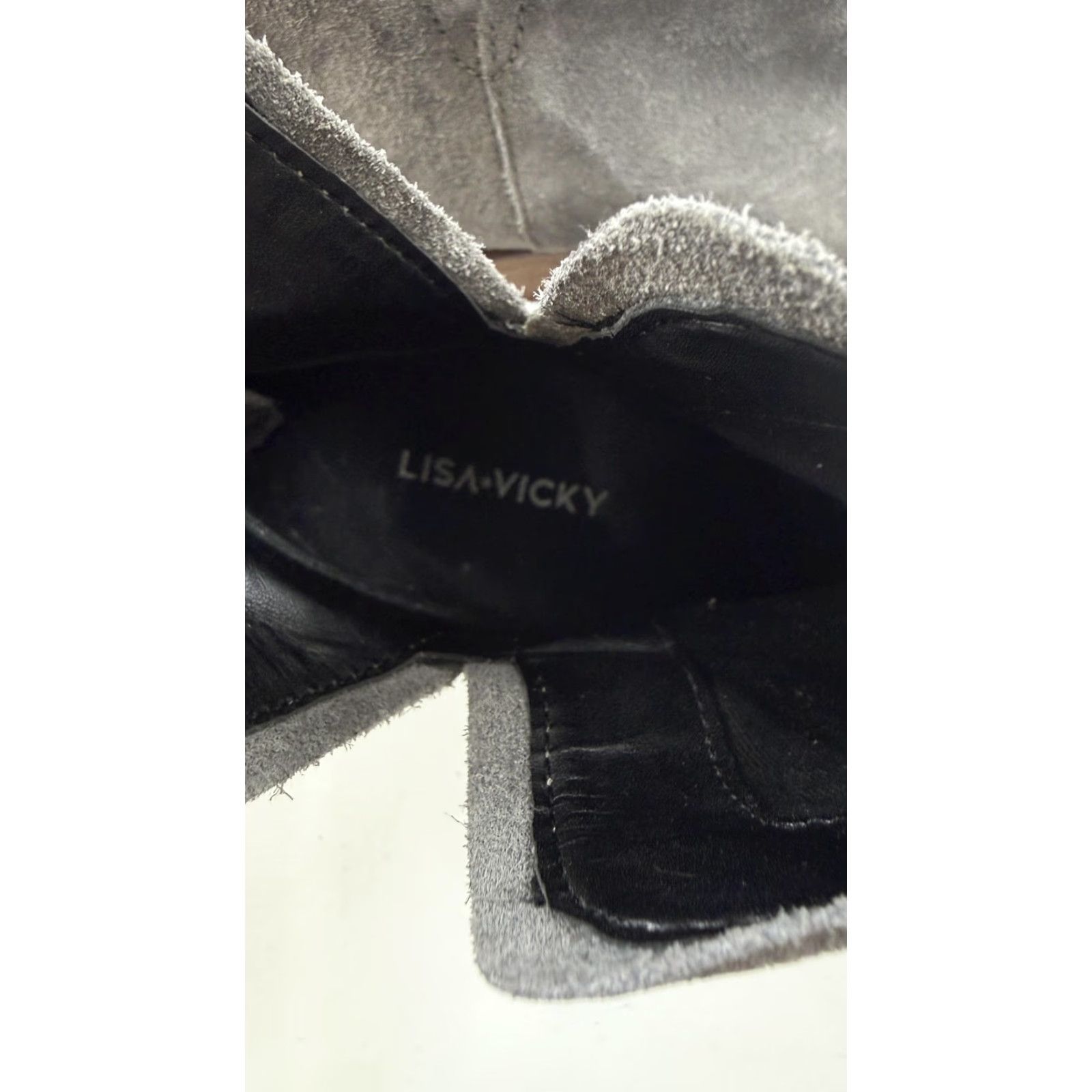 Vintage Lisa Vicky Boots Womens Size 7.5 Gray Suede Ankle Booties Pointed Toe V Cut Boots Women Size US 7 / IT 37 - 2 Thumbnail