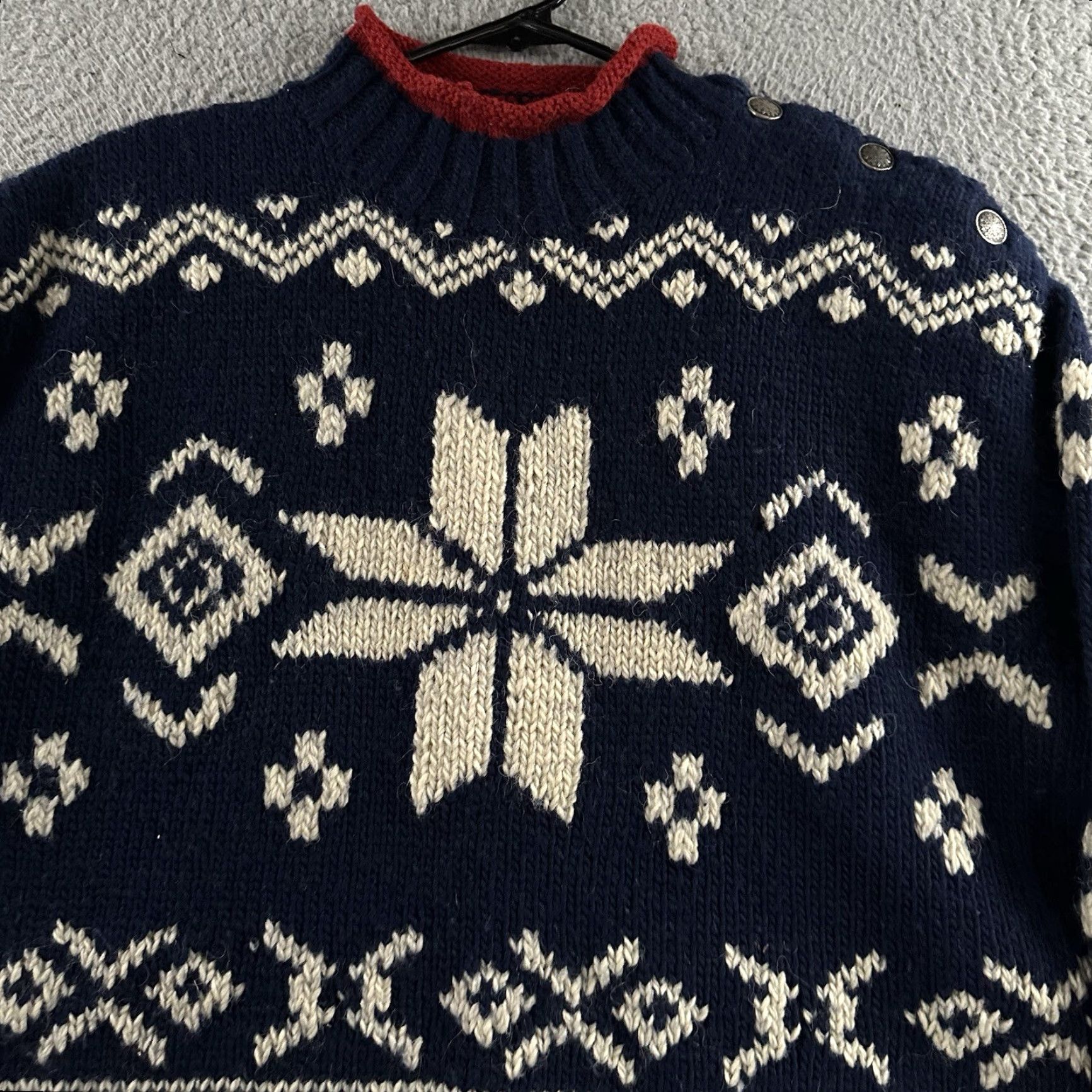 Ralph Lauren VINTAGE Ralph Lauren Womens Sweater Blue Size Large Snowflake 1995 Wool Alpaca Pullover KnIT Womens/Large/Blue Snowflake Vintage 1995 Wool Alpaca Size L / US 10 / IT 46 - 2 Thumbnail