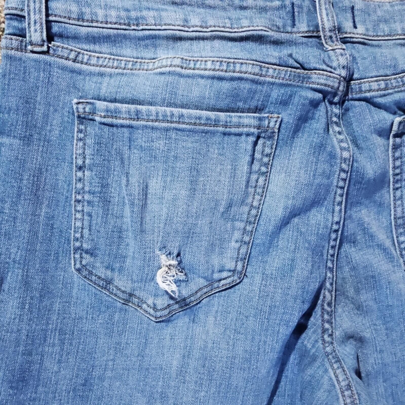 Other Women's 33 Studio Blue Distressed Jeans Size 33" - 7 Thumbnail