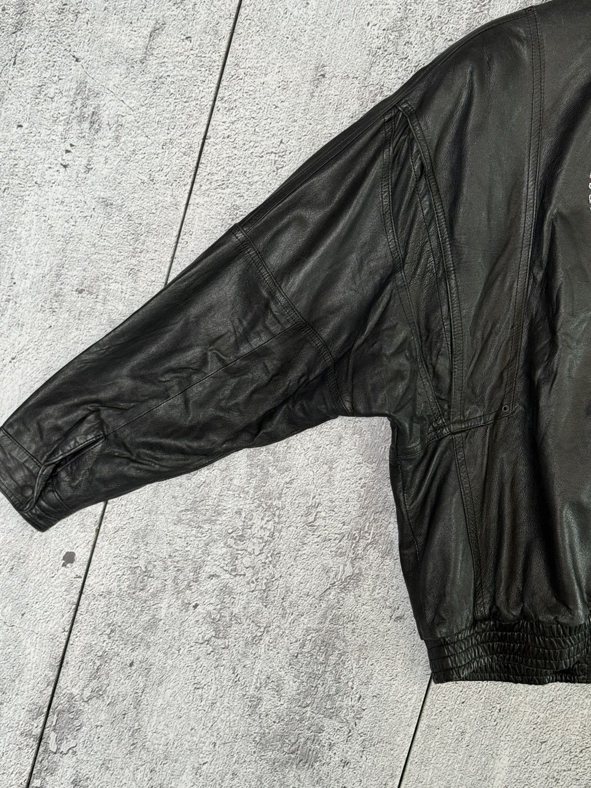 Diesel Diesel Oversized Leather Bomber Jacket Embroidered Big Logo Size US XL / EU 56 / 4 - 8 Thumbnail