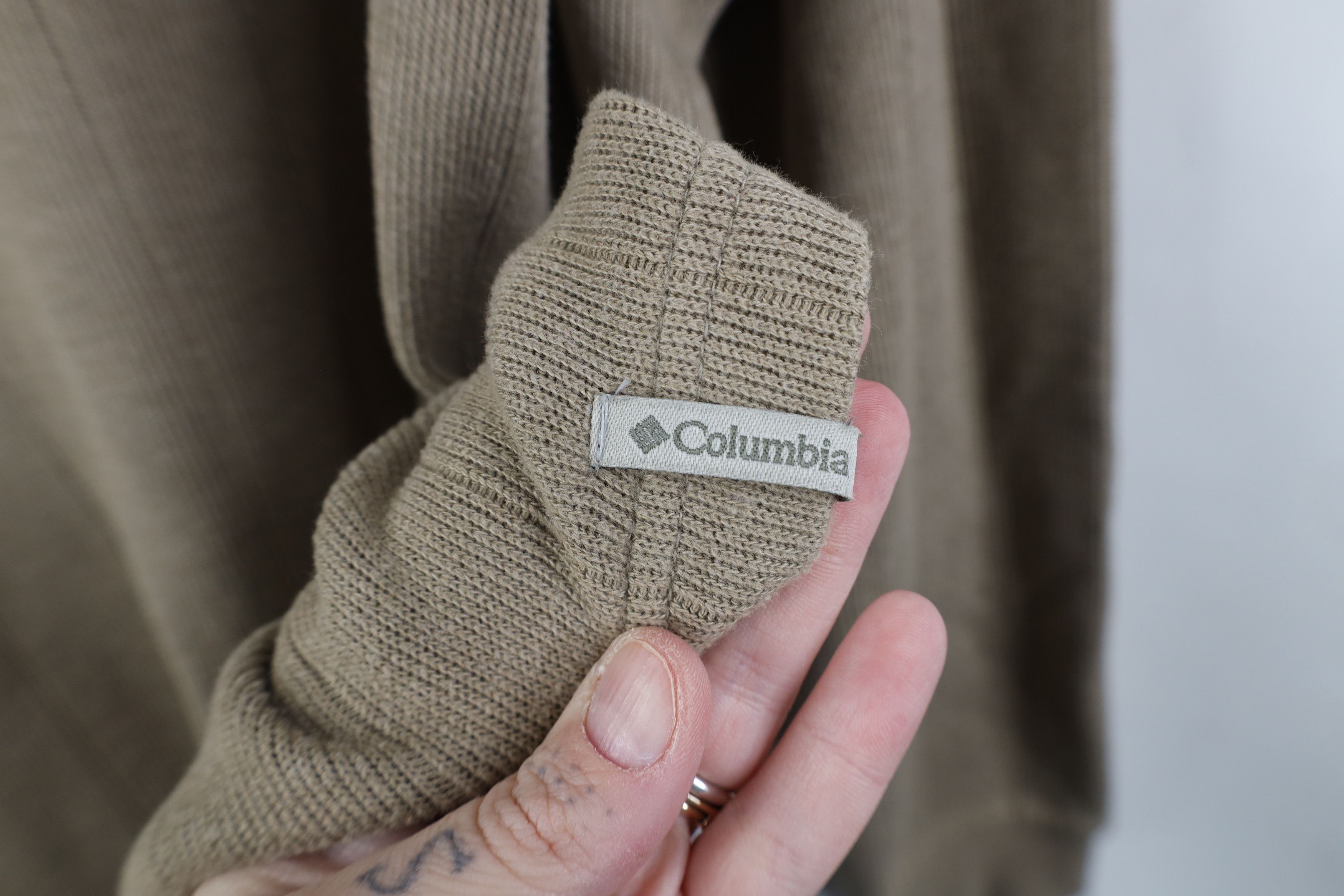 Columbia Vintage 90s Y2K Columbia Ribbed Knit Long Sleeve T-Shirt Size US M / EU 48-50 / 2 - 4 Thumbnail