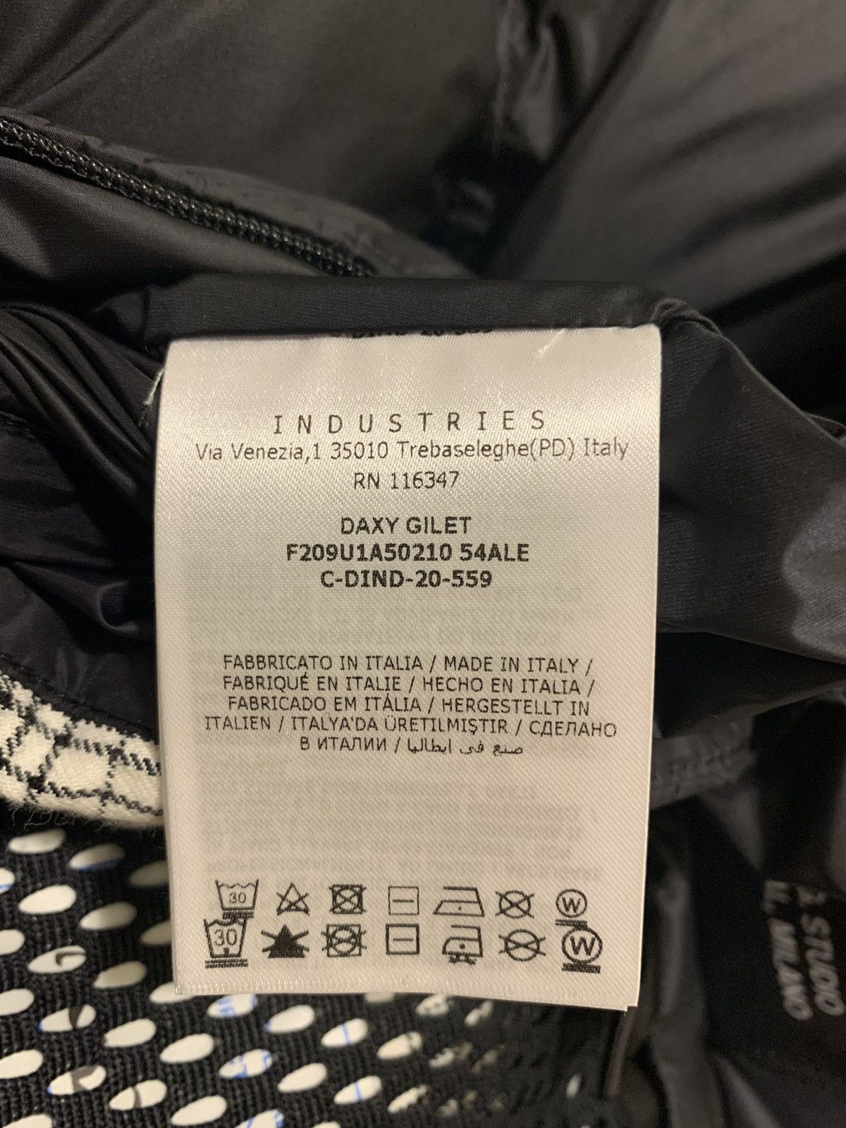 Fragment Design × Moncler Moncler xFragment down vest. Size US L / EU 52-54 / 3 - 17 Thumbnail