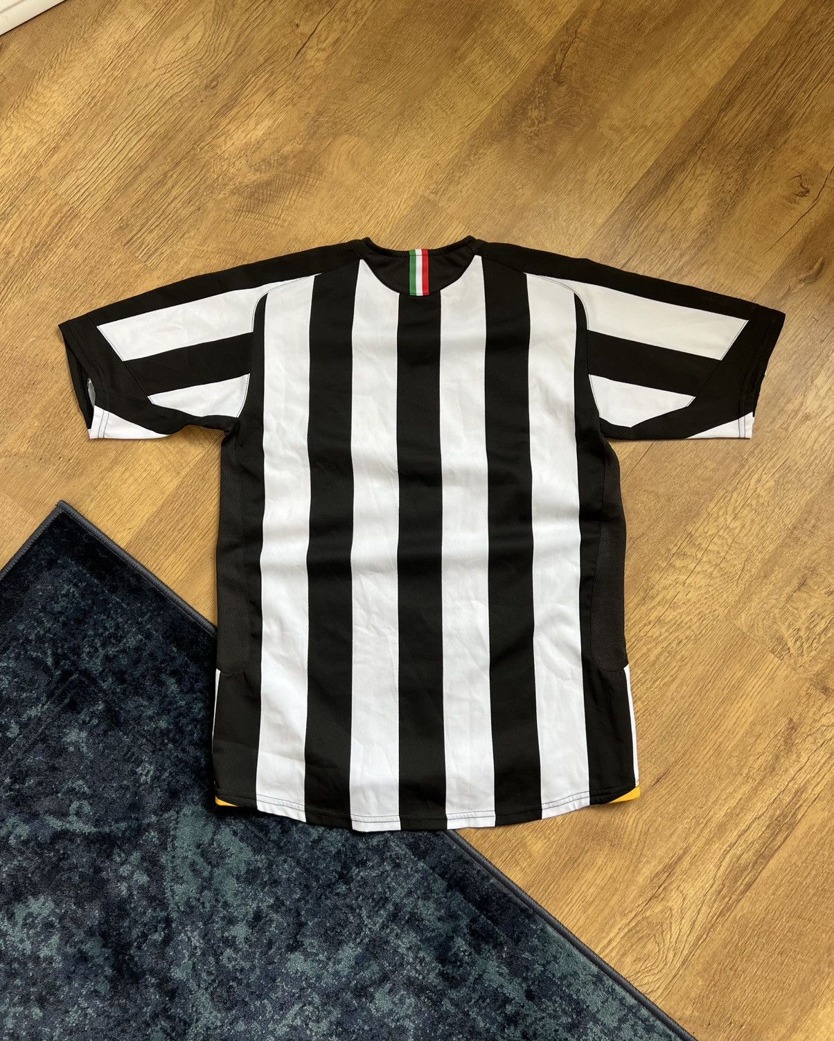 Nike Juventus jersey VINTAGE RARE Tamoil bloke Soccer XS Size US XS / EU 42 / 0 - 5 Thumbnail