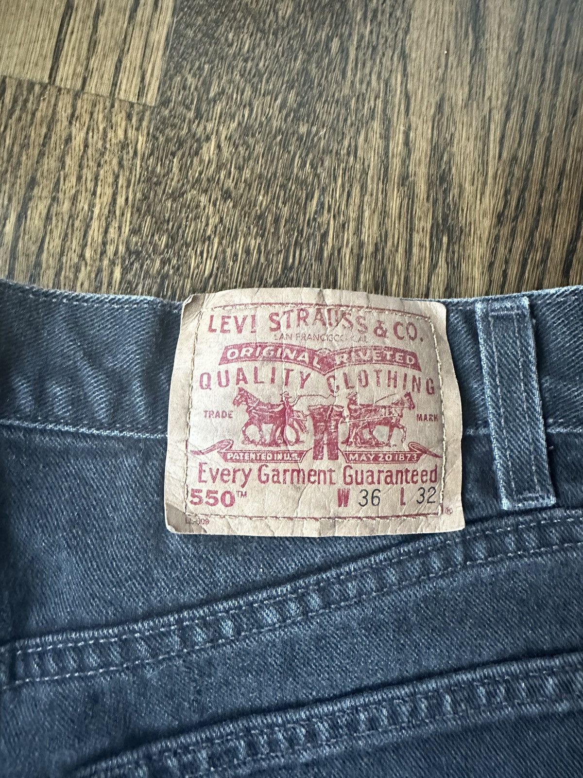 Levi's × Levi's Vintage Clothing × Vintage Levi’s Black Denim Shorts Size US 36 / EU 52 - 4 Thumbnail