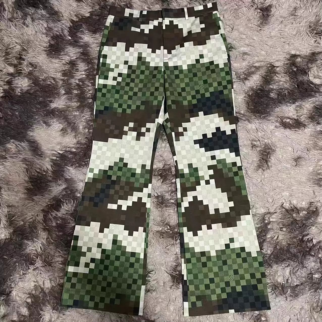 Louis Vuitton LV x Pharrell Williams Camo Check Flared Pants 50 Size US 34 / EU 50 - 1 Thumbnail