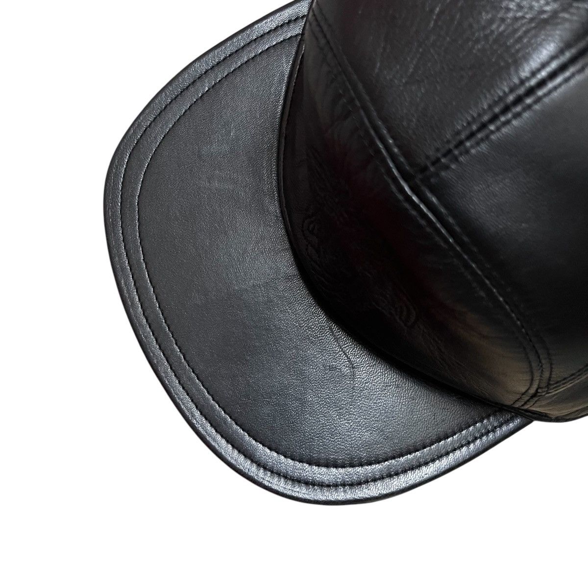 Versace × Vintage Authentic Vintage Gianni Versace Medusa Leather Cap Hat Size ONE SIZE - 4 Thumbnail