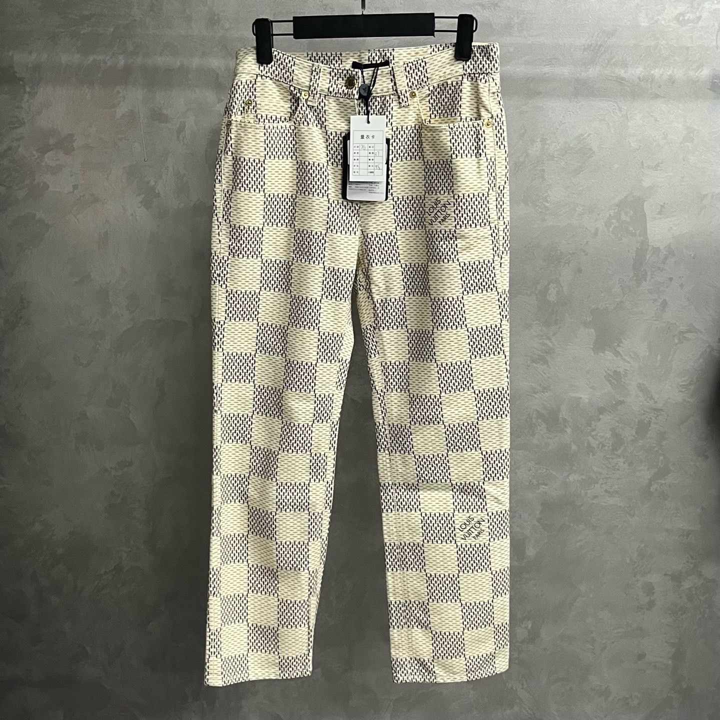 Louis Vuitton Louis Vuitton Denim Beige Denim Jeans 28 Men Size US 28 / EU 44 - 1 Thumbnail