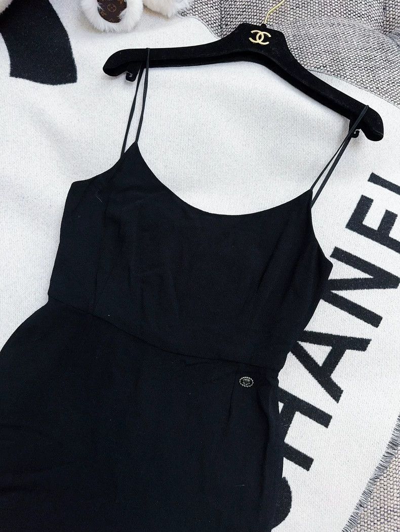 Chanel Chanel Black jumpsuit trousers Size 25" / US 0 / IT 36 - 4 Thumbnail