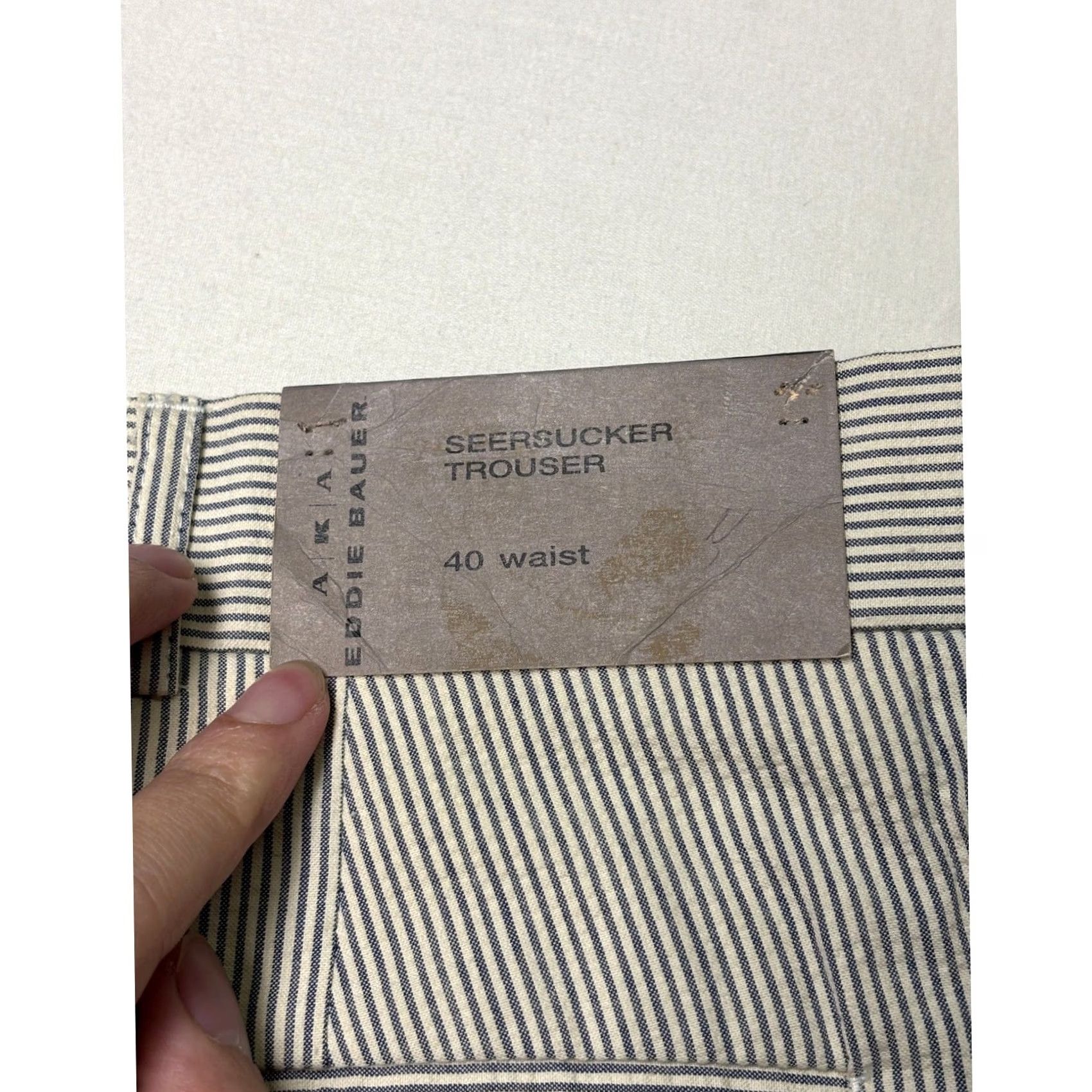Eddie Bauer VINTAGE Eddie Bauer Seersucker Pants Striped Pleated 40x34 Men Dress Pants Blue Lightweight Size US 40 / EU 56 - 6 Thumbnail