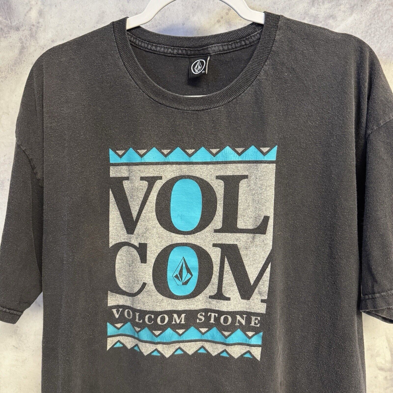 Volcom Vintage Volcom T Shirt Mens XL Black Y2K Short Sleeve Surf S Size US XL / EU 56 / 4 - 1 Thumbnail