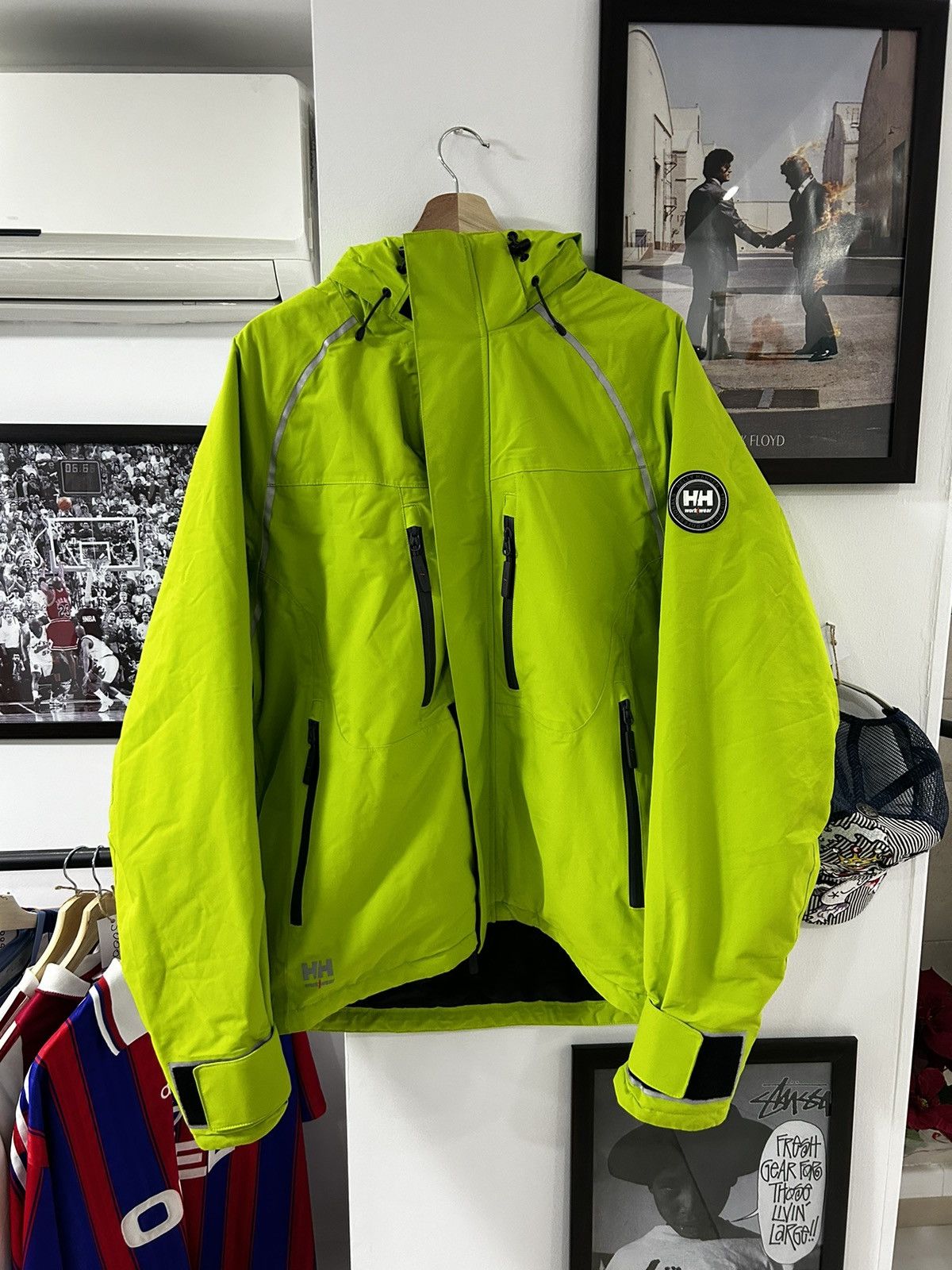 image of Helly Hansen Helly Hensen Neon Street Light Gore Tex Jacket in Neon Green, Men's (Size XL)