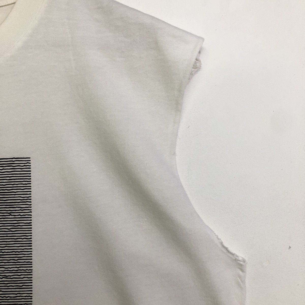 Joy Division Joy Division X Uniqlo Peter Saville Art Rework Custom Tee Size US L / EU 52-54 / 3 - 4 Thumbnail