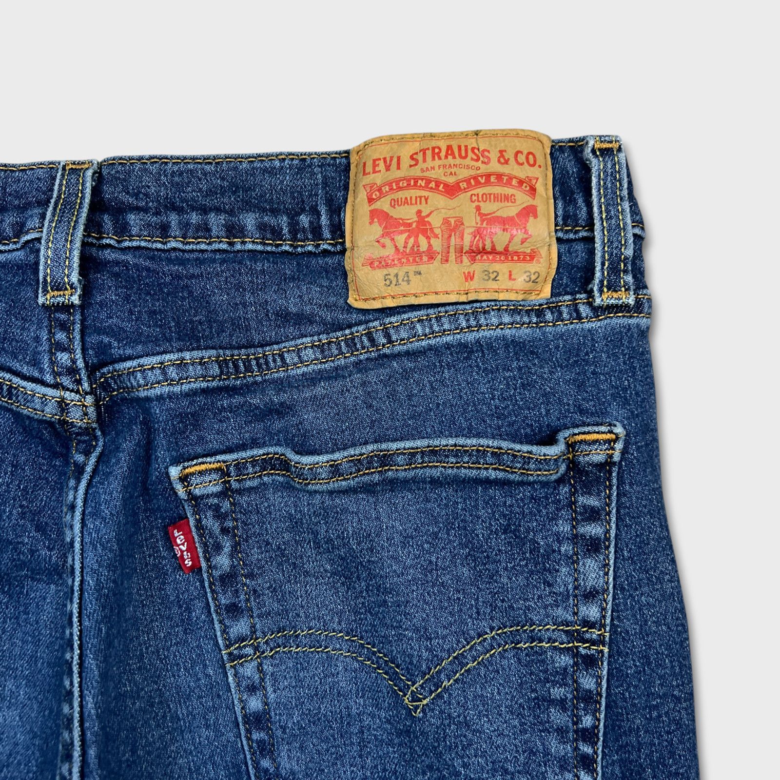 Levi's × Vintage Levi's 514 Jeans 32x32 Slim Straight Fit Faded Denim Pant Size US 32 / EU 48 - 8 Thumbnail