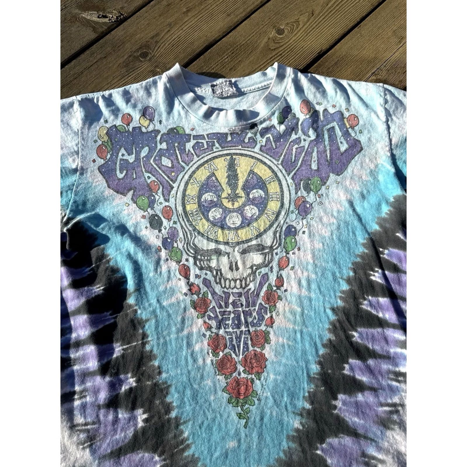 Liquid Blue VINTAGE Grateful Dead NYE 1990 1991 Liquid Blue Tie Dye Tour Shirt XL T-Shirt Men Size US L / EU 52-54 / 3 - 4 Thumbnail