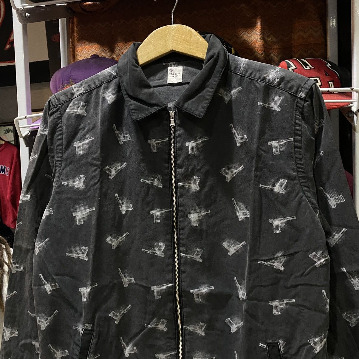 Takeo Kikuchi Takeo Kikuchi Glock FullPrint Longsleeve Shirt Zipper Jacket Size US L / EU 52-54 / 3 - 3 Thumbnail