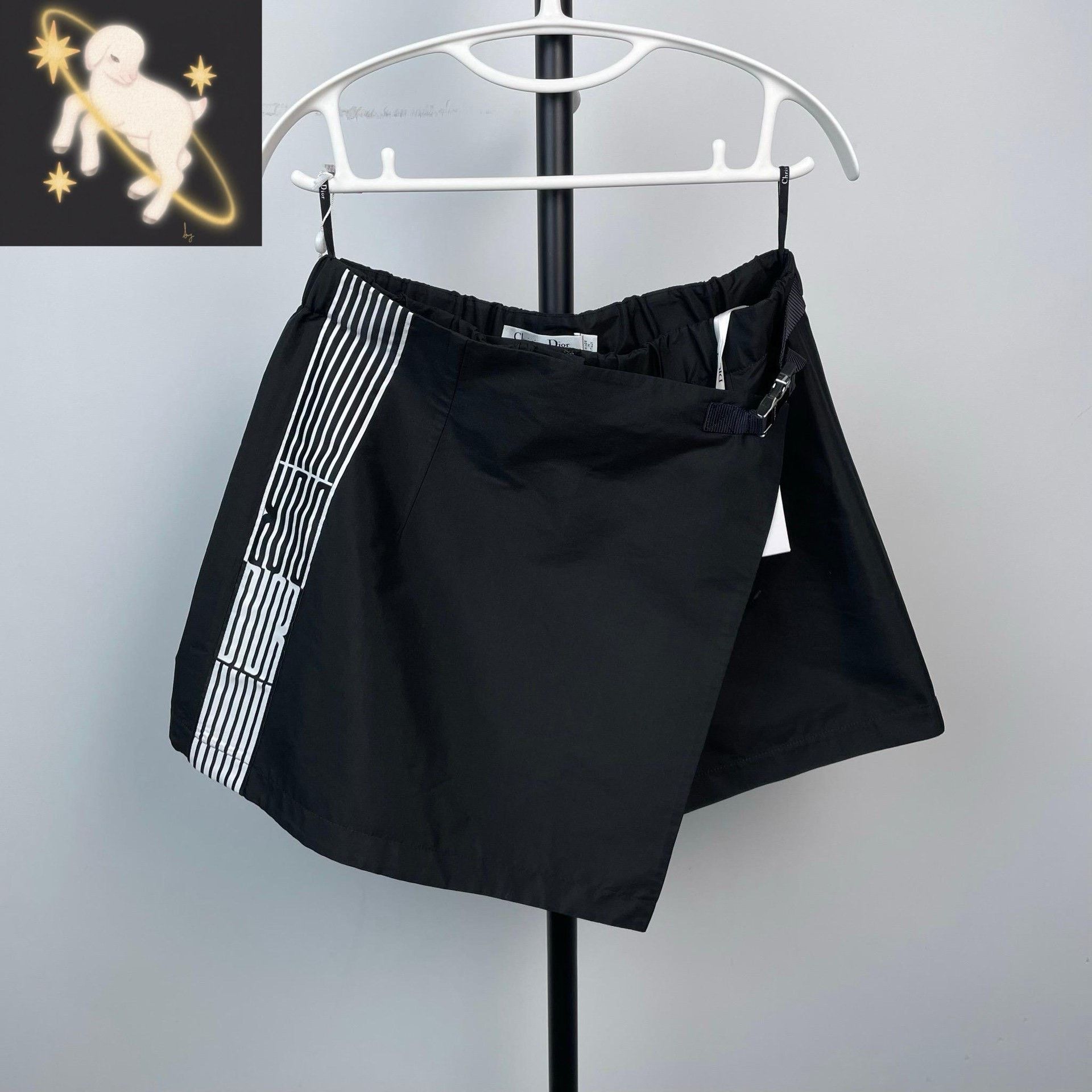 Dior Dior Black Skirt 25 Women Size 25" / US 0 / IT 36 - 1 Thumbnail