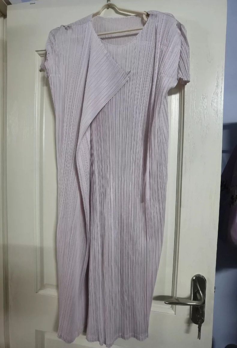 Issey Miyake Issey Miyake Pink pleated skirt Size M / US 6-8 / IT 42-44 - 1 Thumbnail