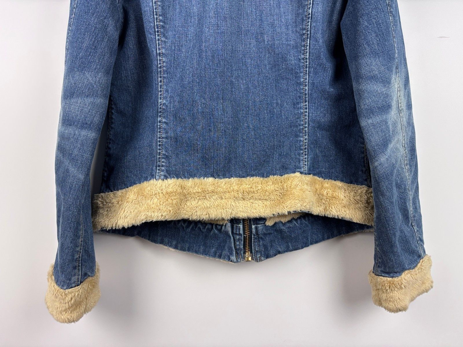 Levi's Levis Sherpa Denim Jacket Size Girls L fits like Womens S Size S / US 4 / IT 40 - 6 Thumbnail