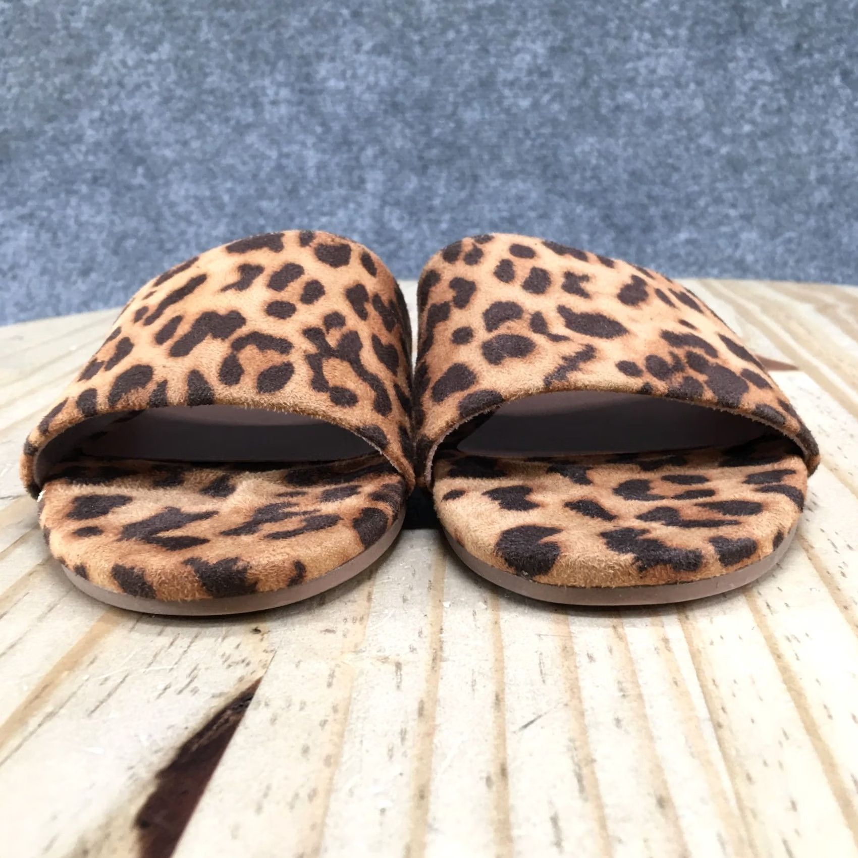 Vintage A New Day Sandals Womens 6 Slide Brown Cheetah Print Slip On Open Toe Flats NEW - Mens Womens Girls Boys Size US 6 / IT 36 - 7 Thumbnail