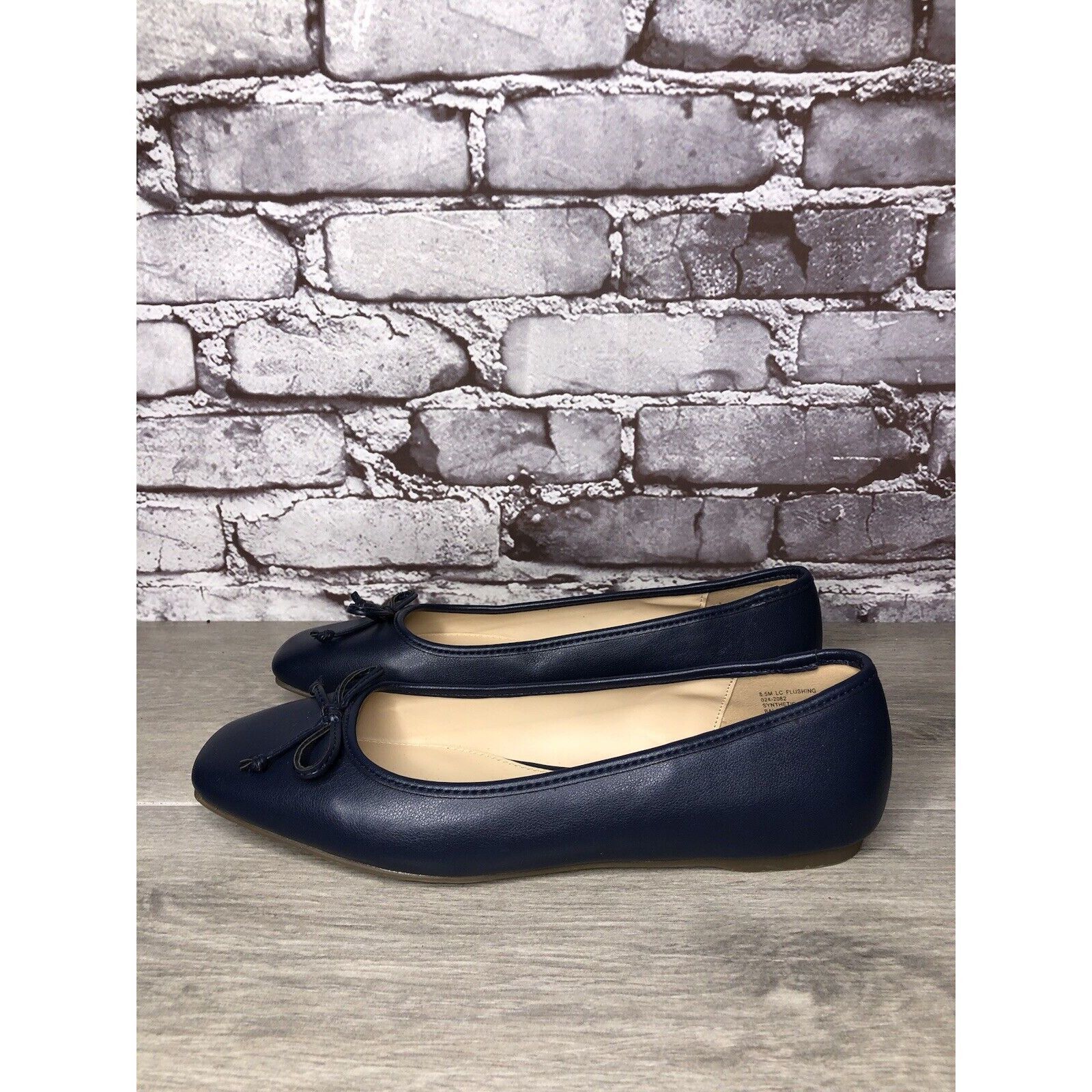 Liz Claiborne Liz Claiborne Memory Foam Navy Blue Leather Ballet Flats Wom Size US 8.5 / IT 38.5 - 6 Thumbnail