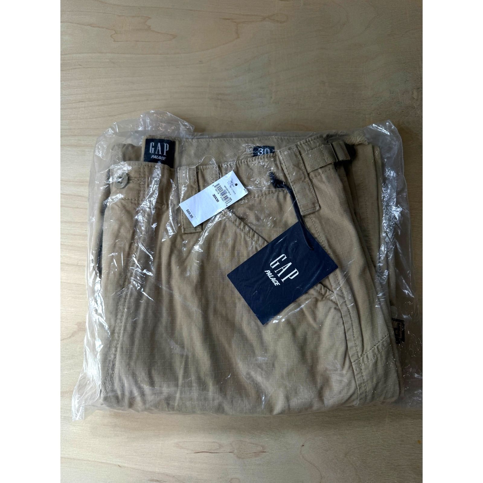 Gap Palace x Gap Cargo Pants Khaki W34 L30 NWT W30 L30 Size US 30 / EU 46 - 7 Thumbnail