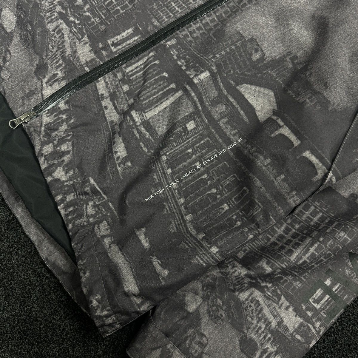 Supreme × The North Face Supreme The North Face TNF Jacket Night Summit 2008 Medium Size US M / EU 48-50 / 2 - 3 Thumbnail