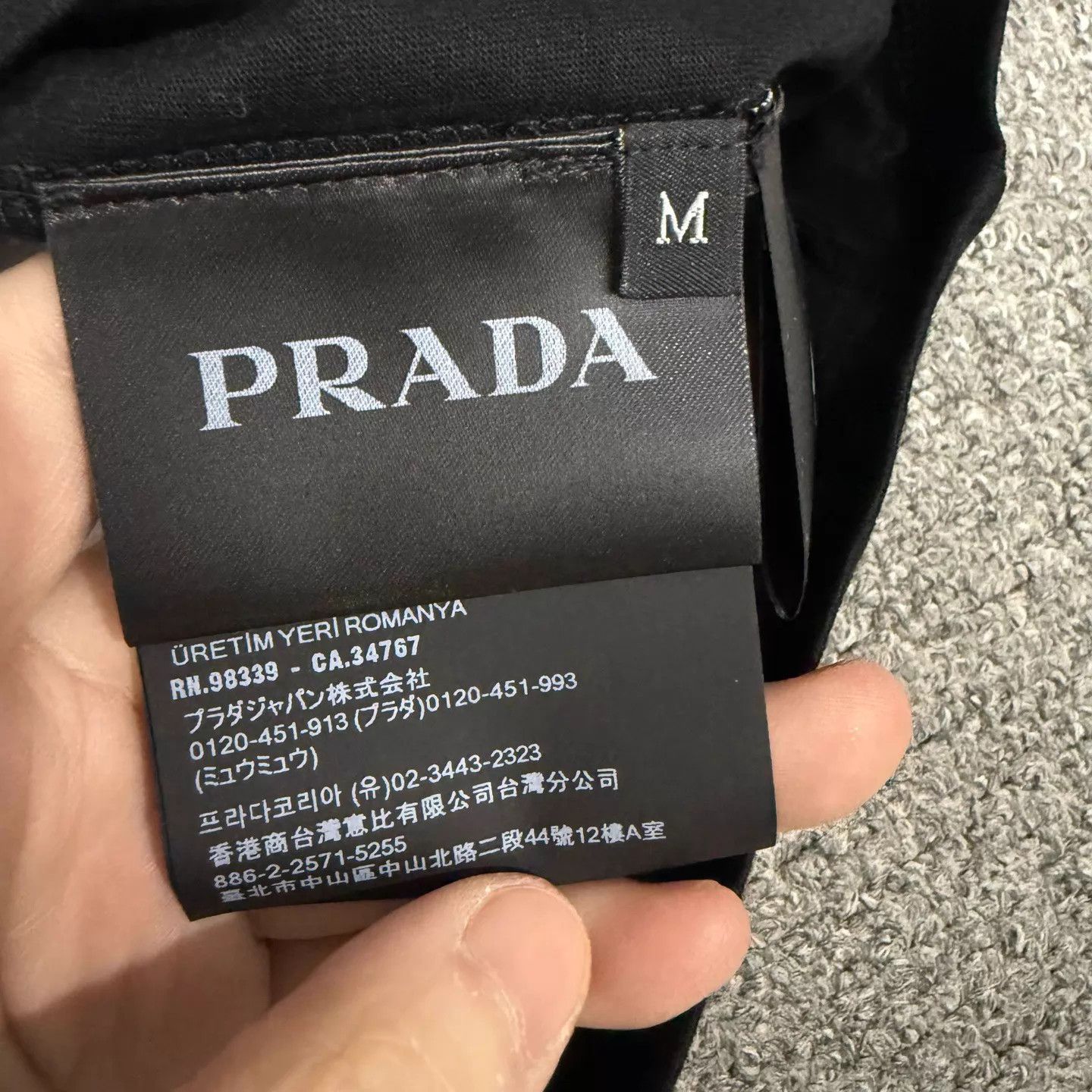 Prada Prada Black Basic Short Sleeve T-Shirt M NWT Size M / US 6-8 / IT 42-44 - 5 Thumbnail