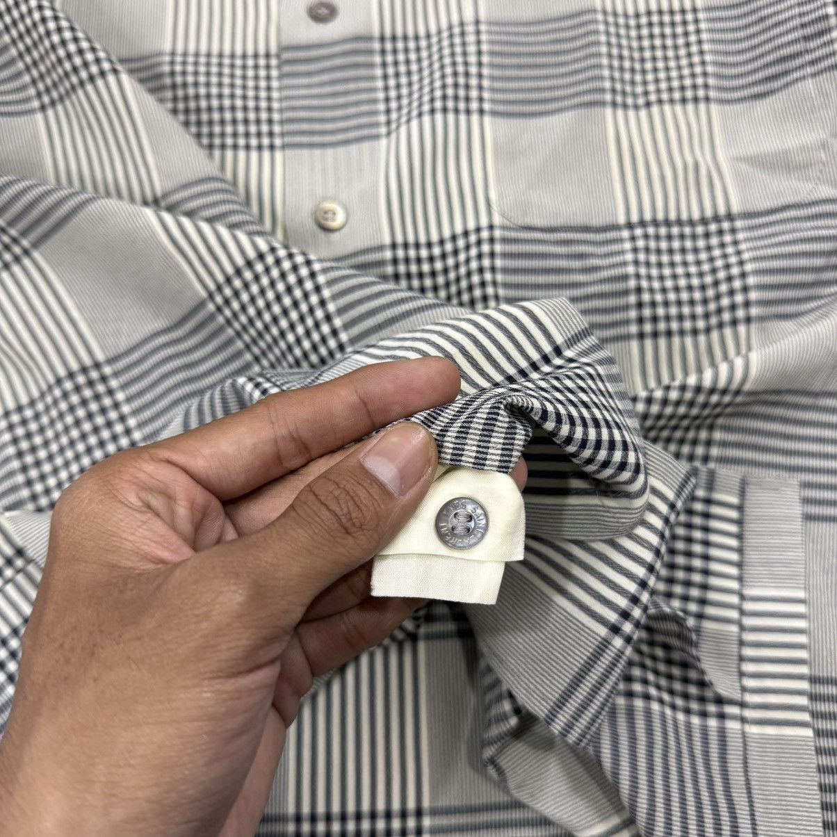 Yves Saint Laurent YVES SAINT LAURENT YSL plaid buttonshirt open collar Size US XL / EU 56 / 4 - 4 Thumbnail