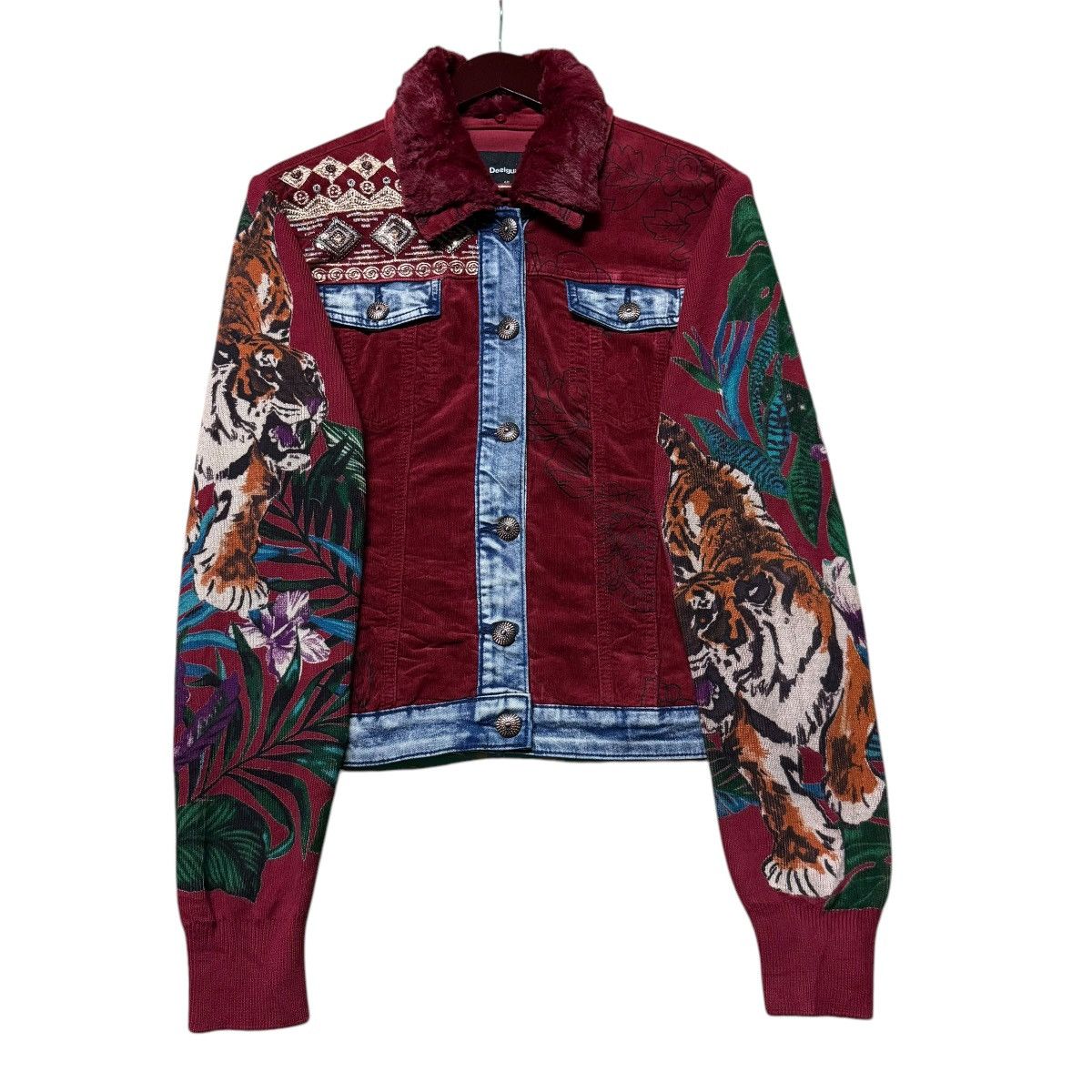 Desigual Nice Design Desigual Corduroy Trucker Jacket Size M / US 6-8 / IT 42-44 - 1 Thumbnail
