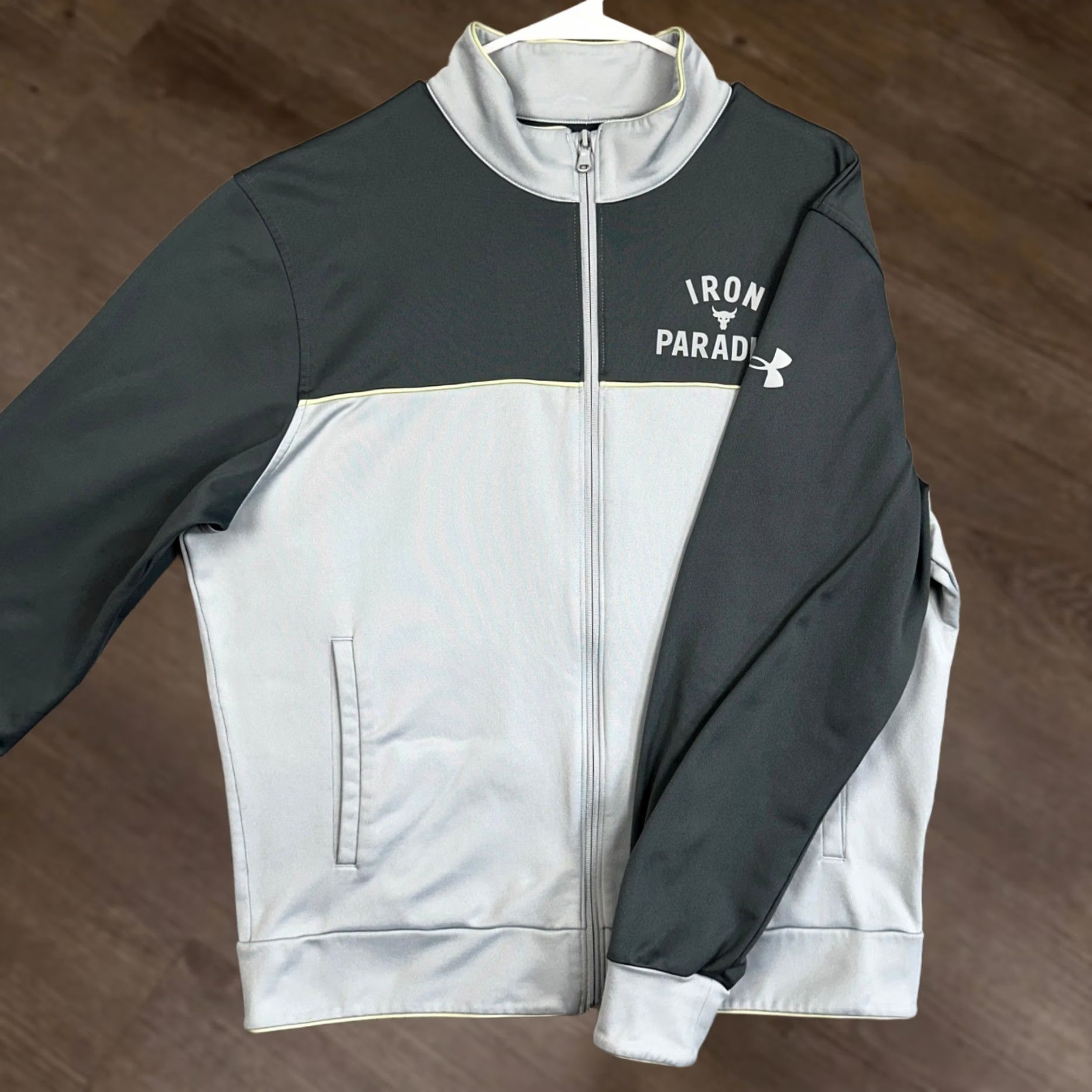 Under Armour Under Armour Project Rock Track Jacket Men L Gray Colorblock Full Zip Pockets Athletic Dry Moisture Wicking EUC Size US L / EU 52-54 / 3 - 1 Thumbnail